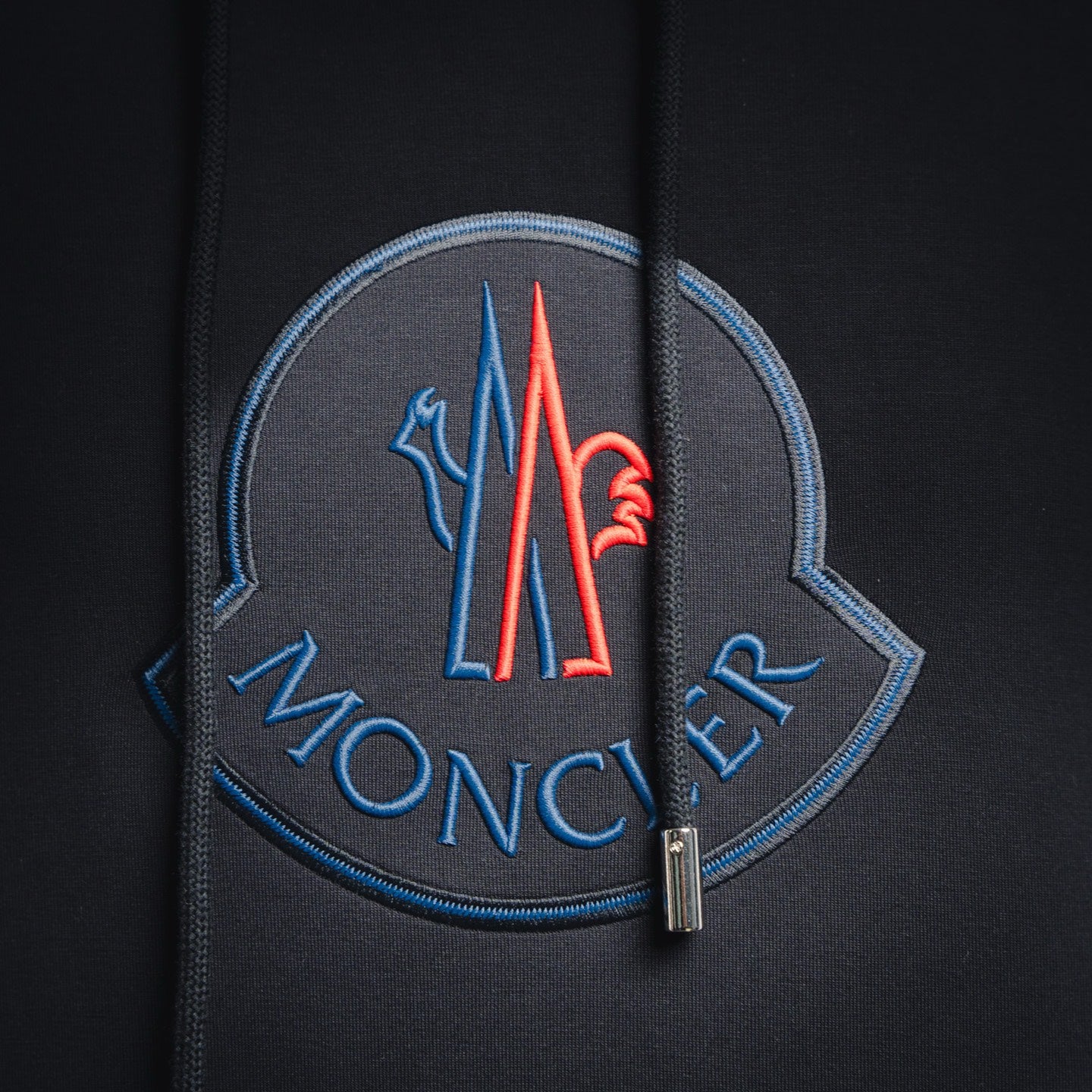 Mon 25fw embroidered hoodie