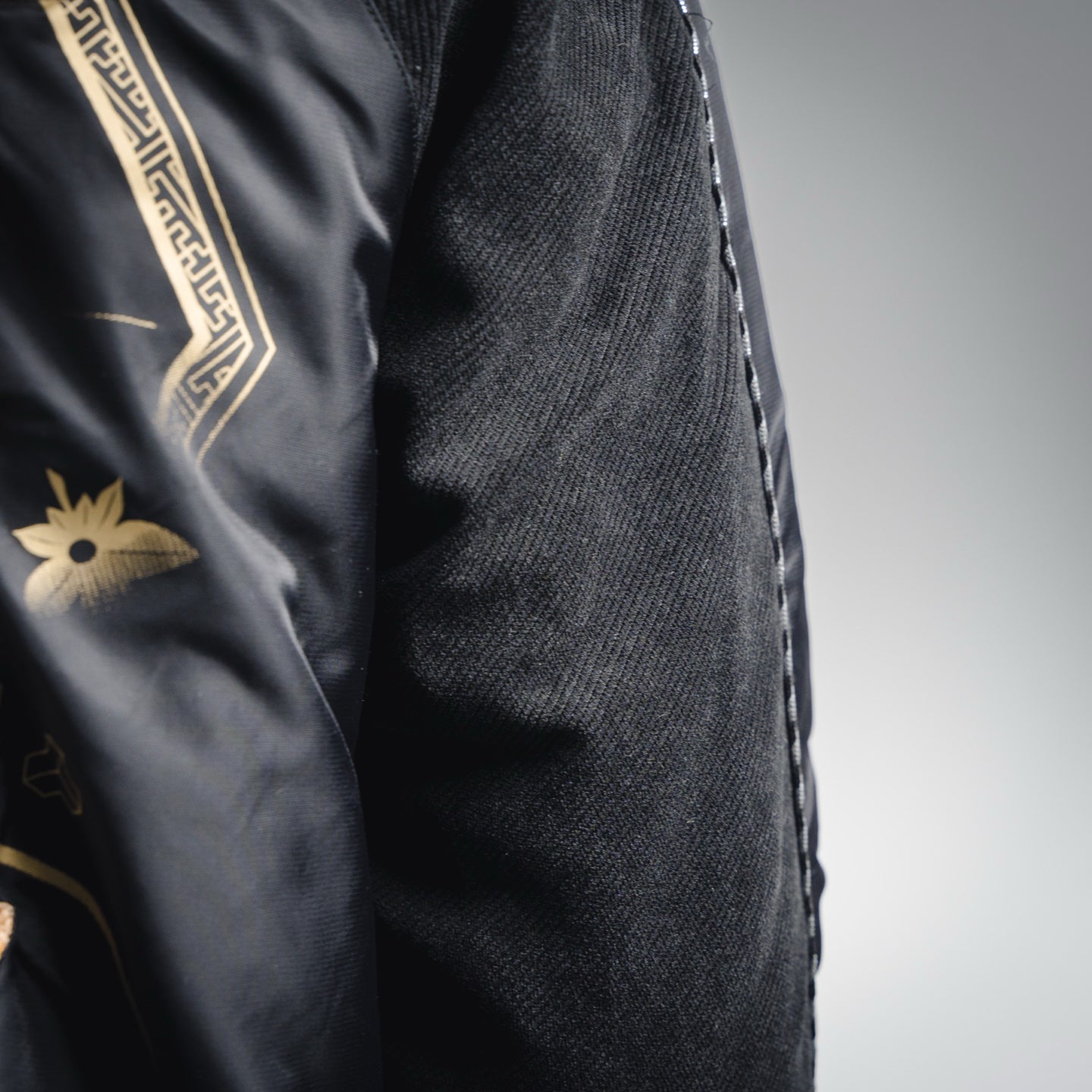 Evis 25fw embroidered jacket