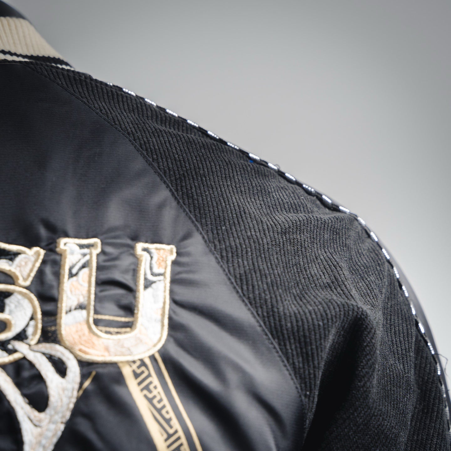 Evis 25fw embroidered jacket