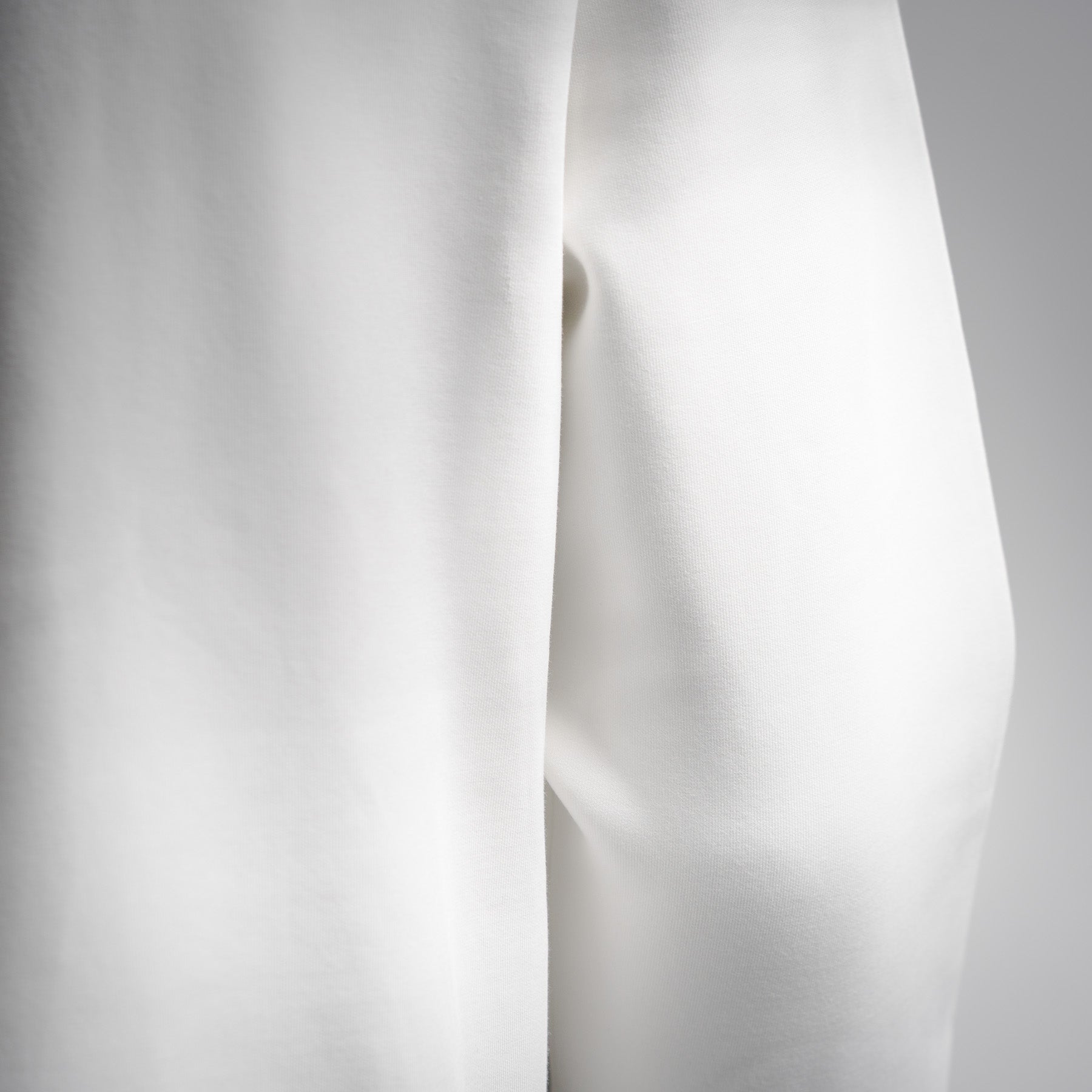 Loe 25fw hoodie jacket