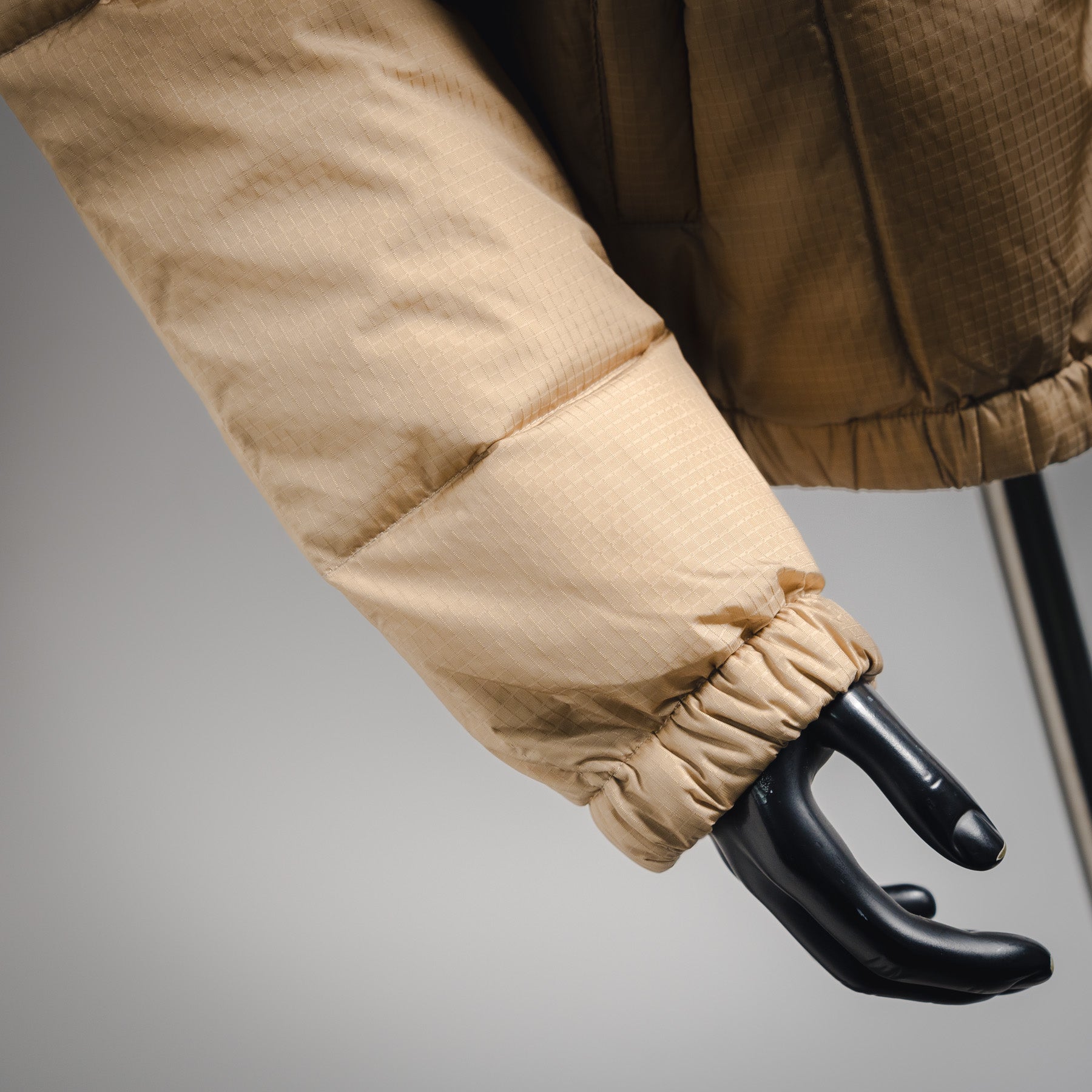 Louis 25fw down jacket