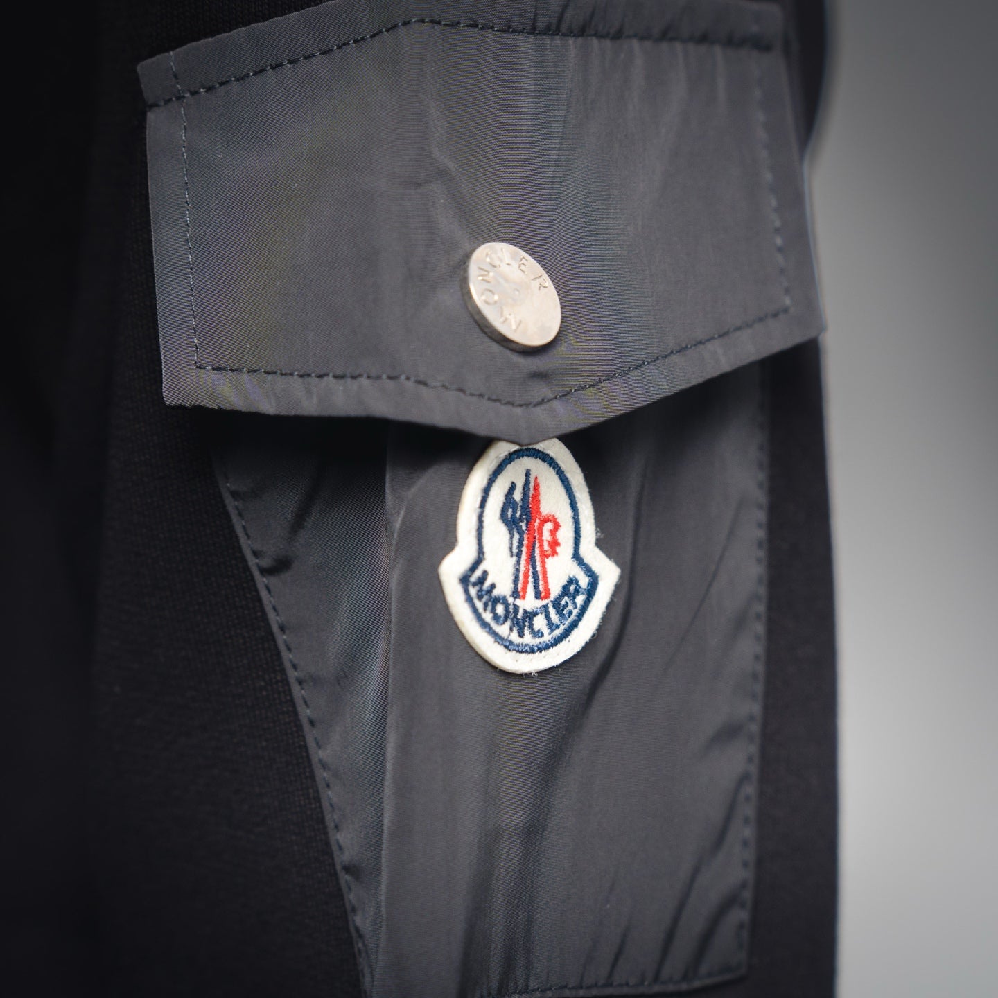 Mon 25fw all-match sweatshirt