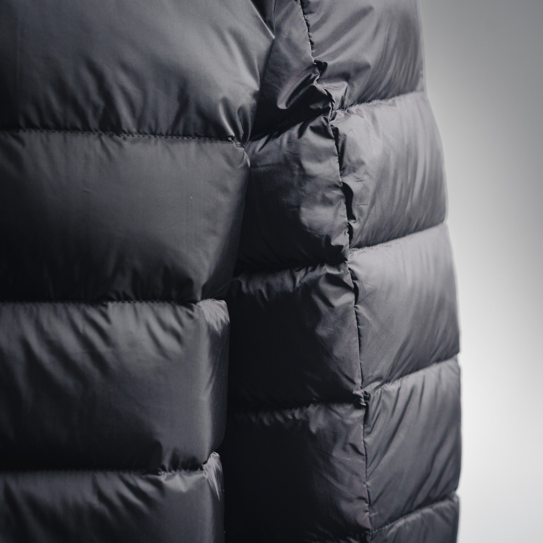 Mon 25fw down jacket