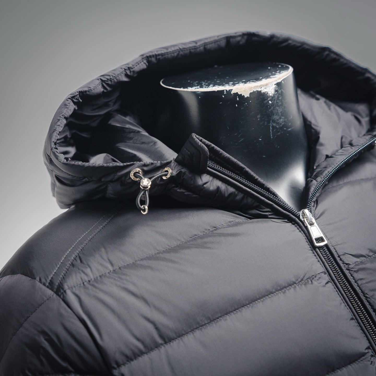 Mon 25fw down jacket