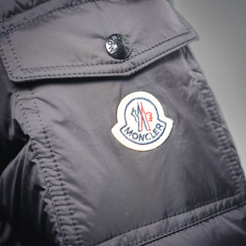 Mon 25fw down jacket