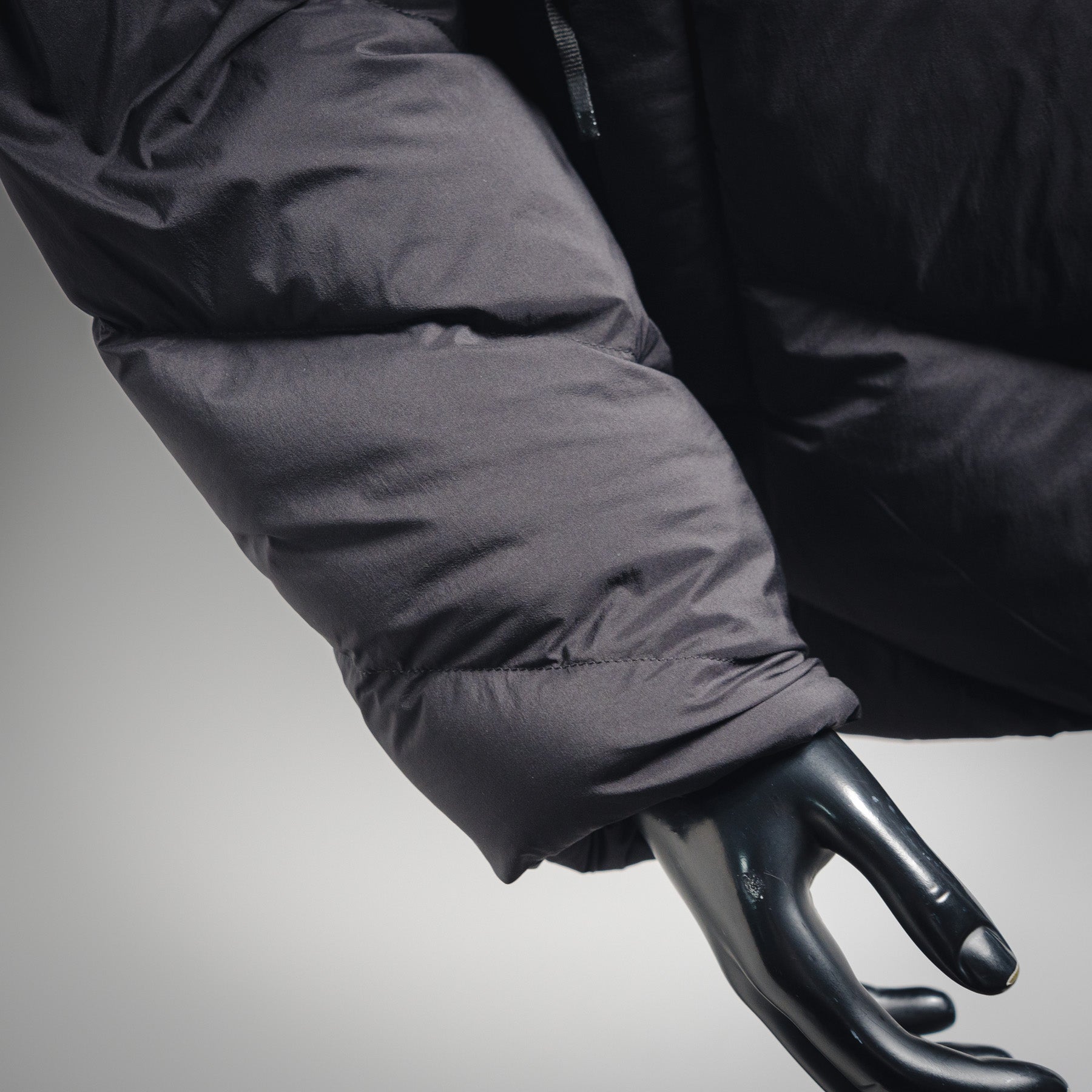 Mon 25fw down jacket