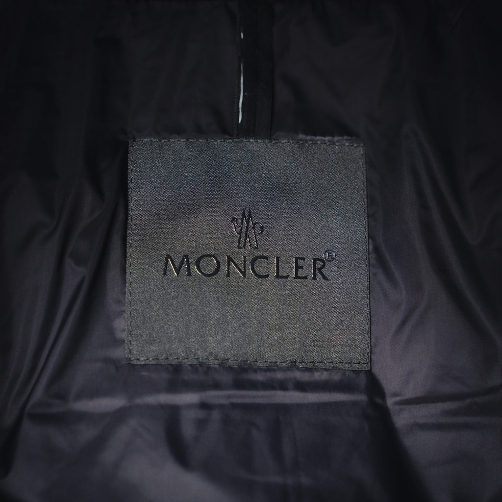 Mon 25fw down jacket