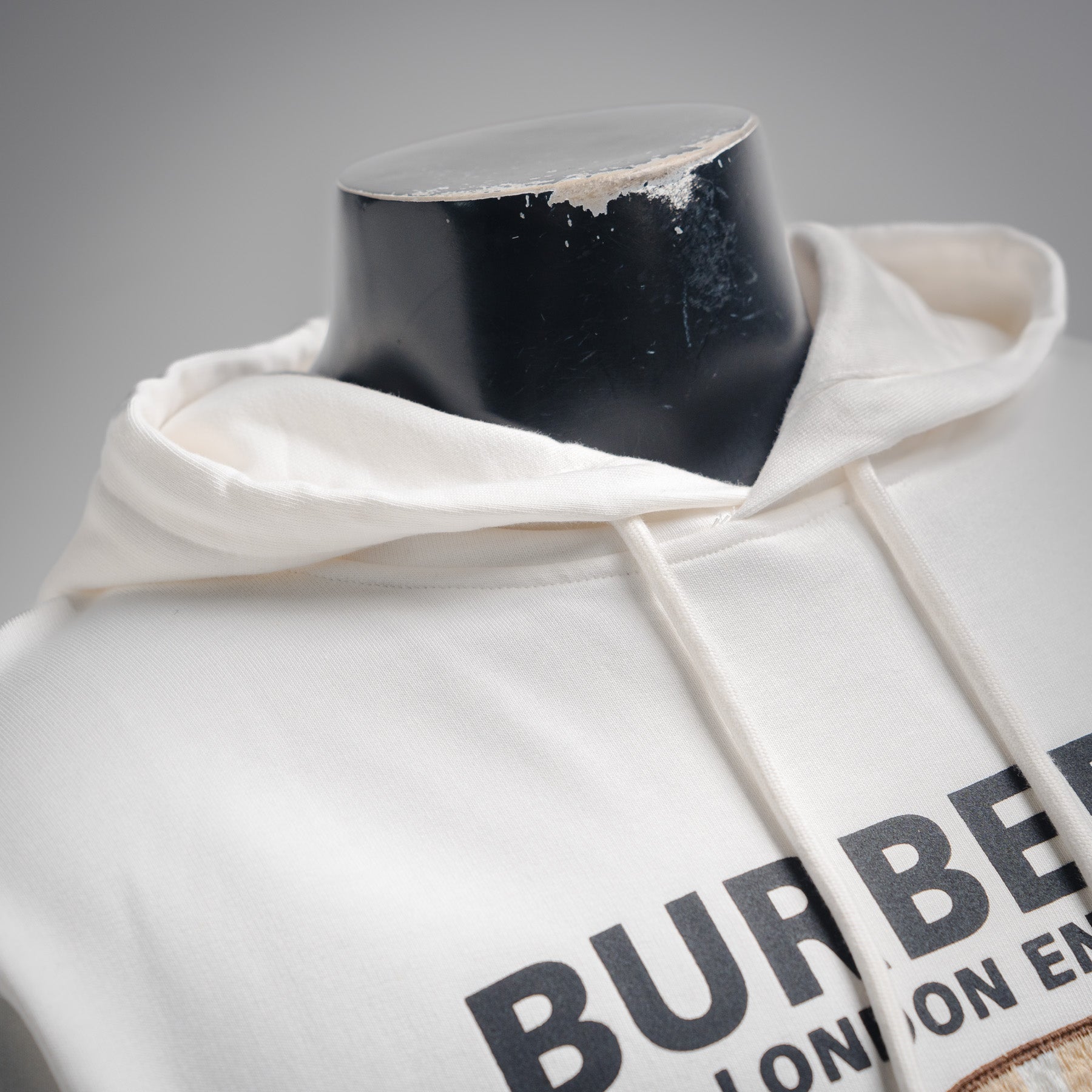 Burbery 25fw embroidered hoodie