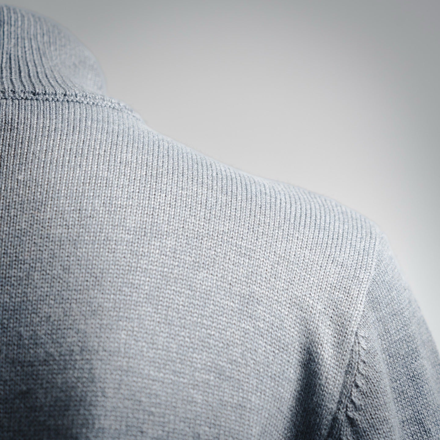 Burbery 25fw embroidered sweater