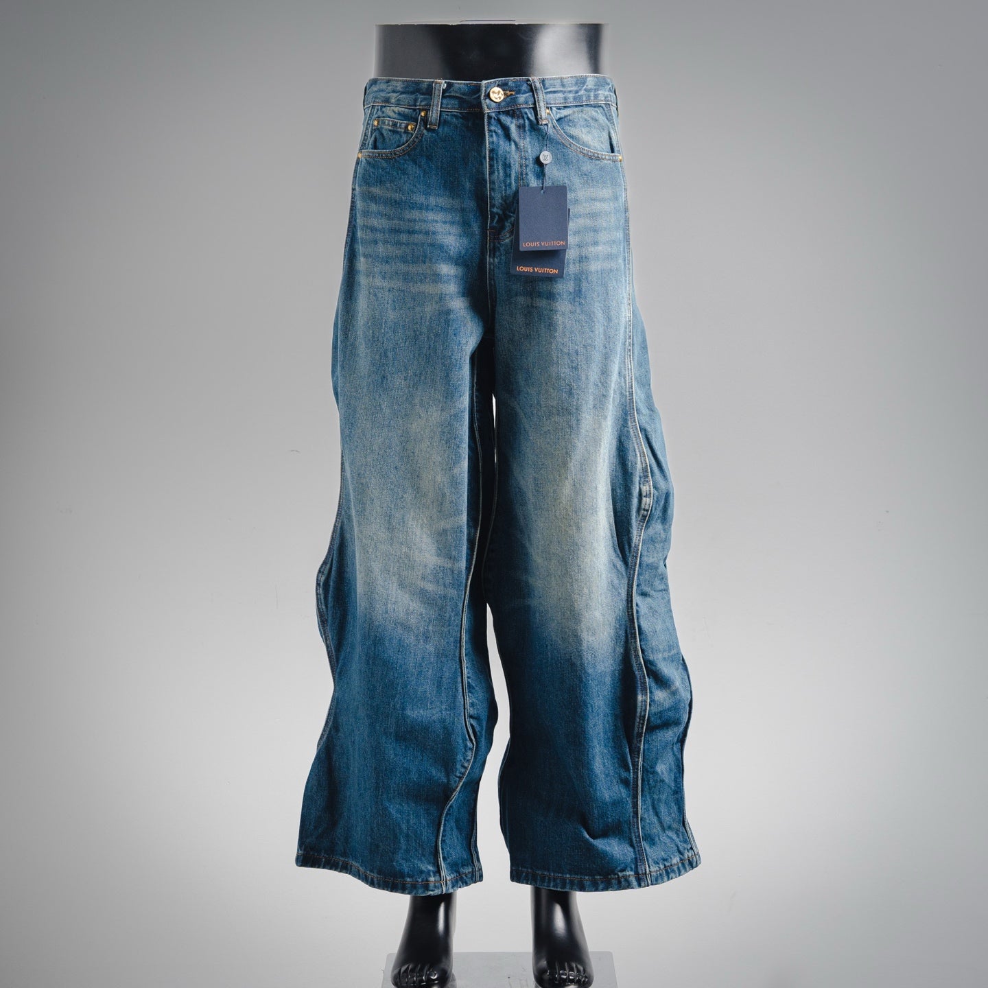 Louis 25fw washed jeans