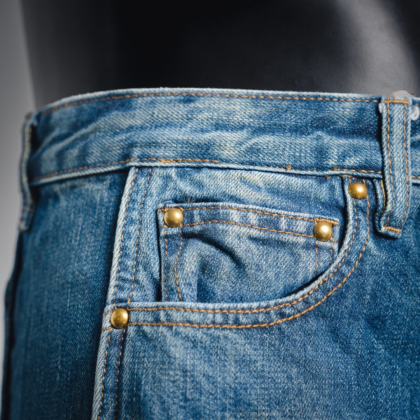 Louis 25fw washed jeans