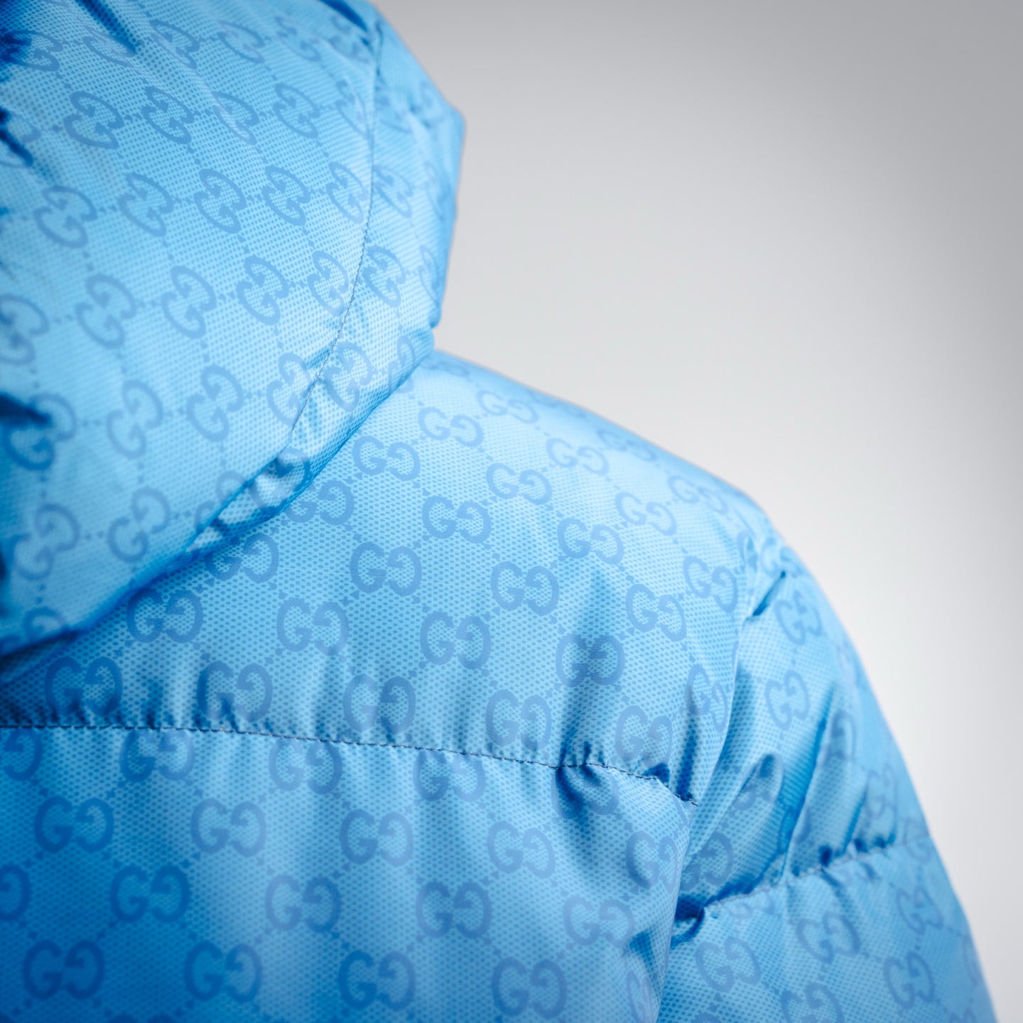 Guc 25fw down jacket