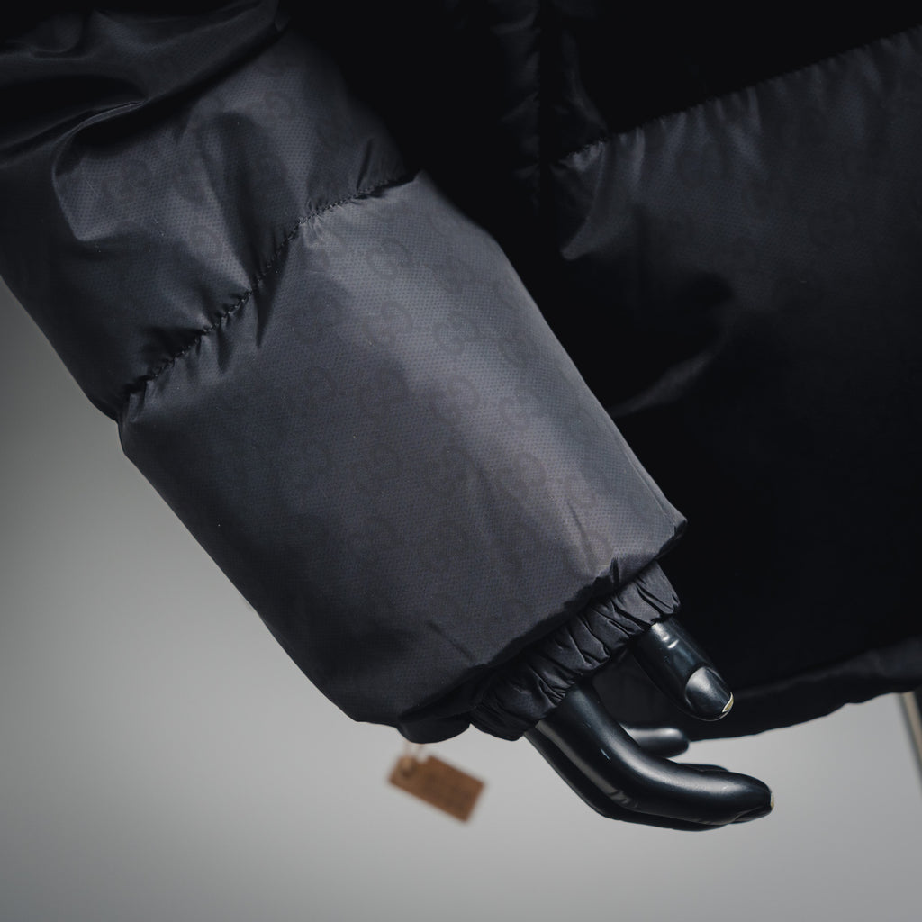 Guc 25fw down jacket