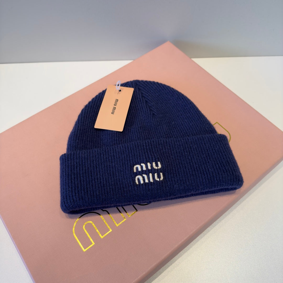 Miu 25fw all-match hat