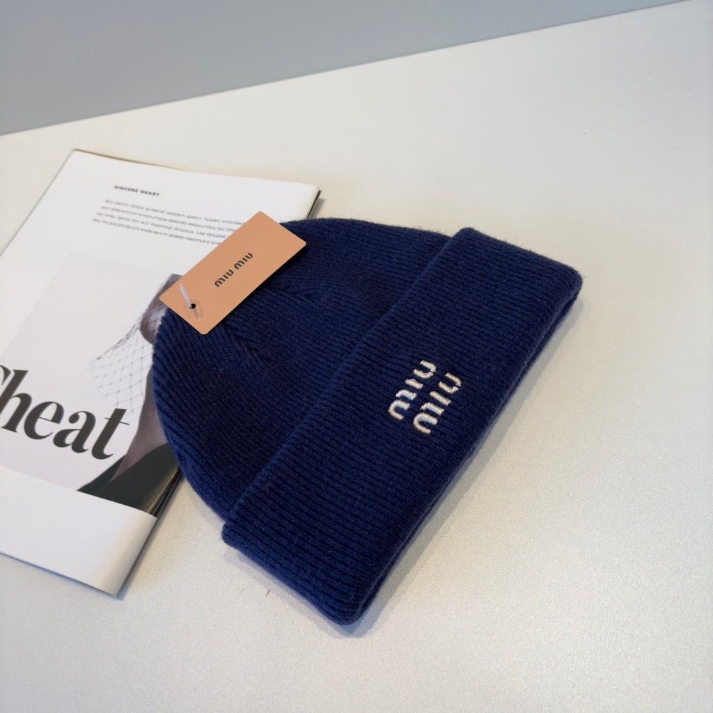 Miu 25fw all-match hat