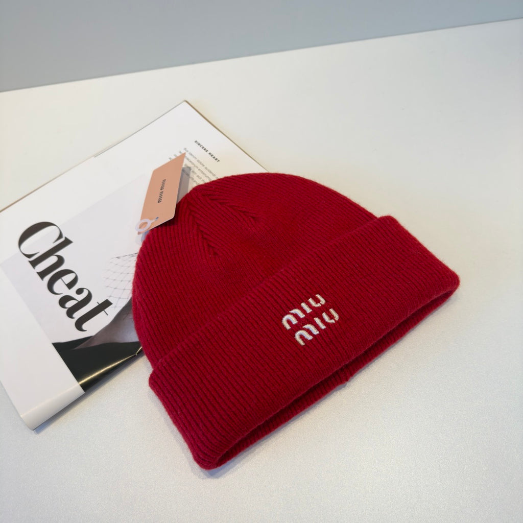 Miu 25fw all-match hat
