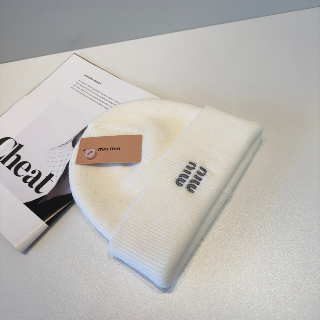 Miu 25fw all-match hat