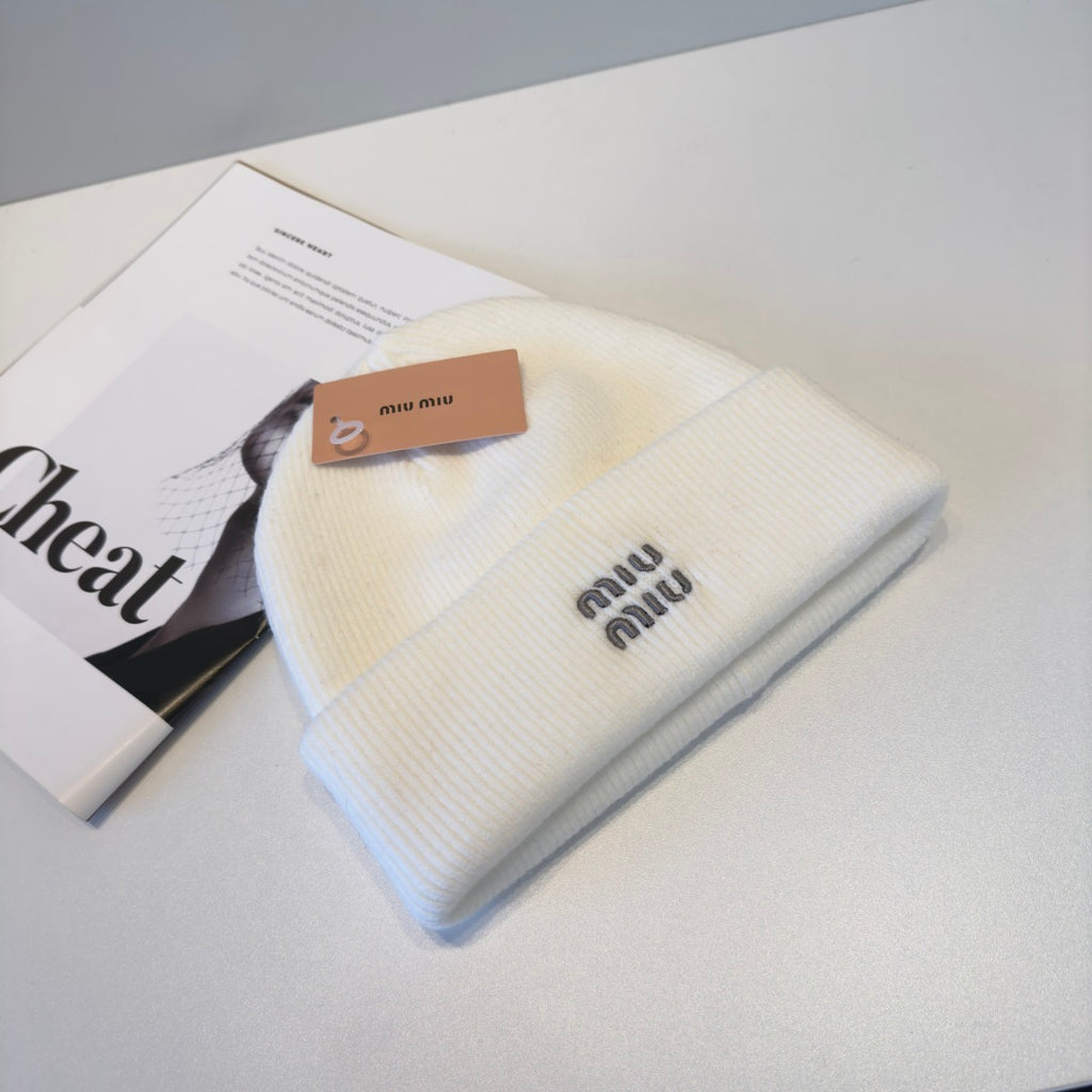 Miu 25fw all-match hat