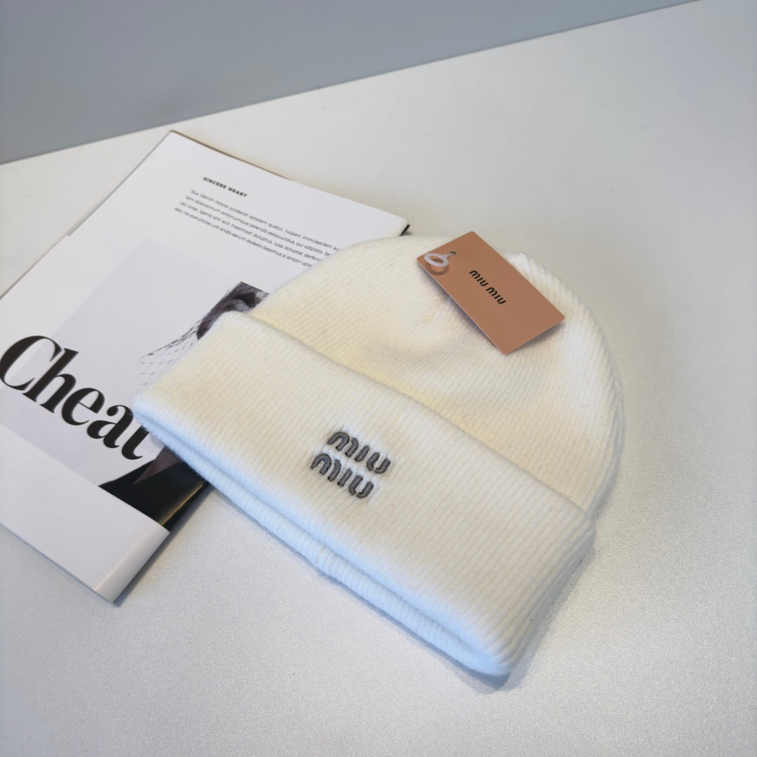 Miu 25fw all-match hat