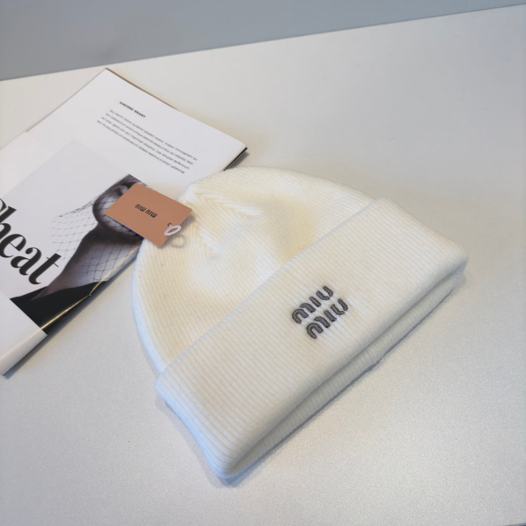 Miu 25fw all-match hat