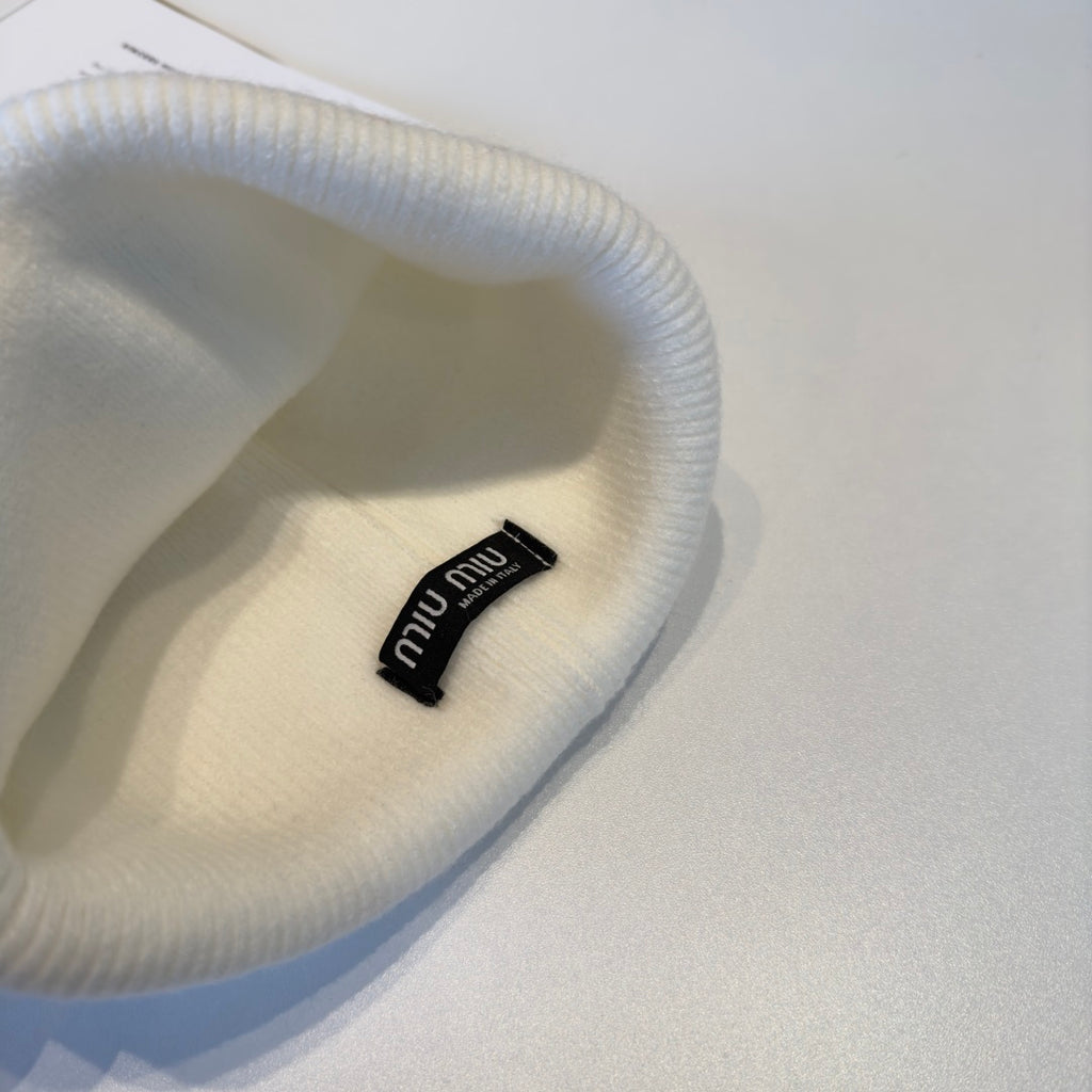 Miu 25fw all-match hat