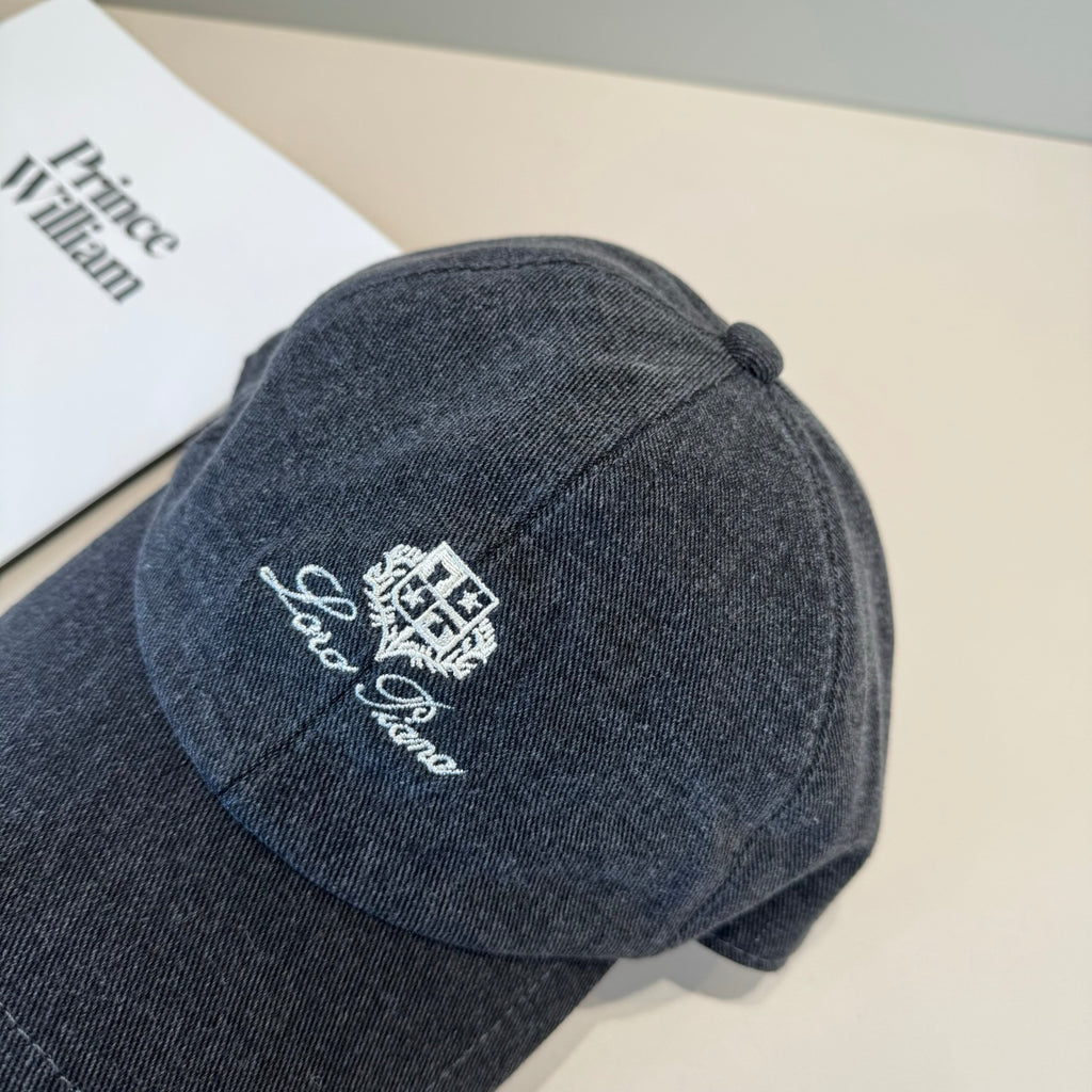 Loro 25fw all-match hat