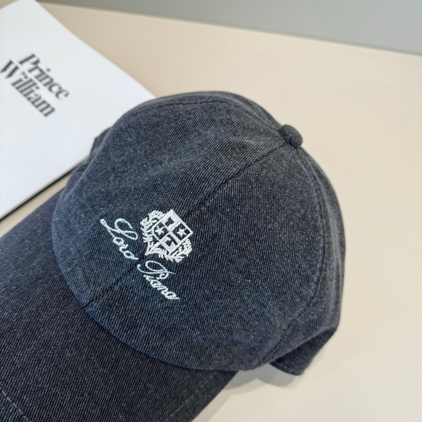 Loro 25fw all-match hat