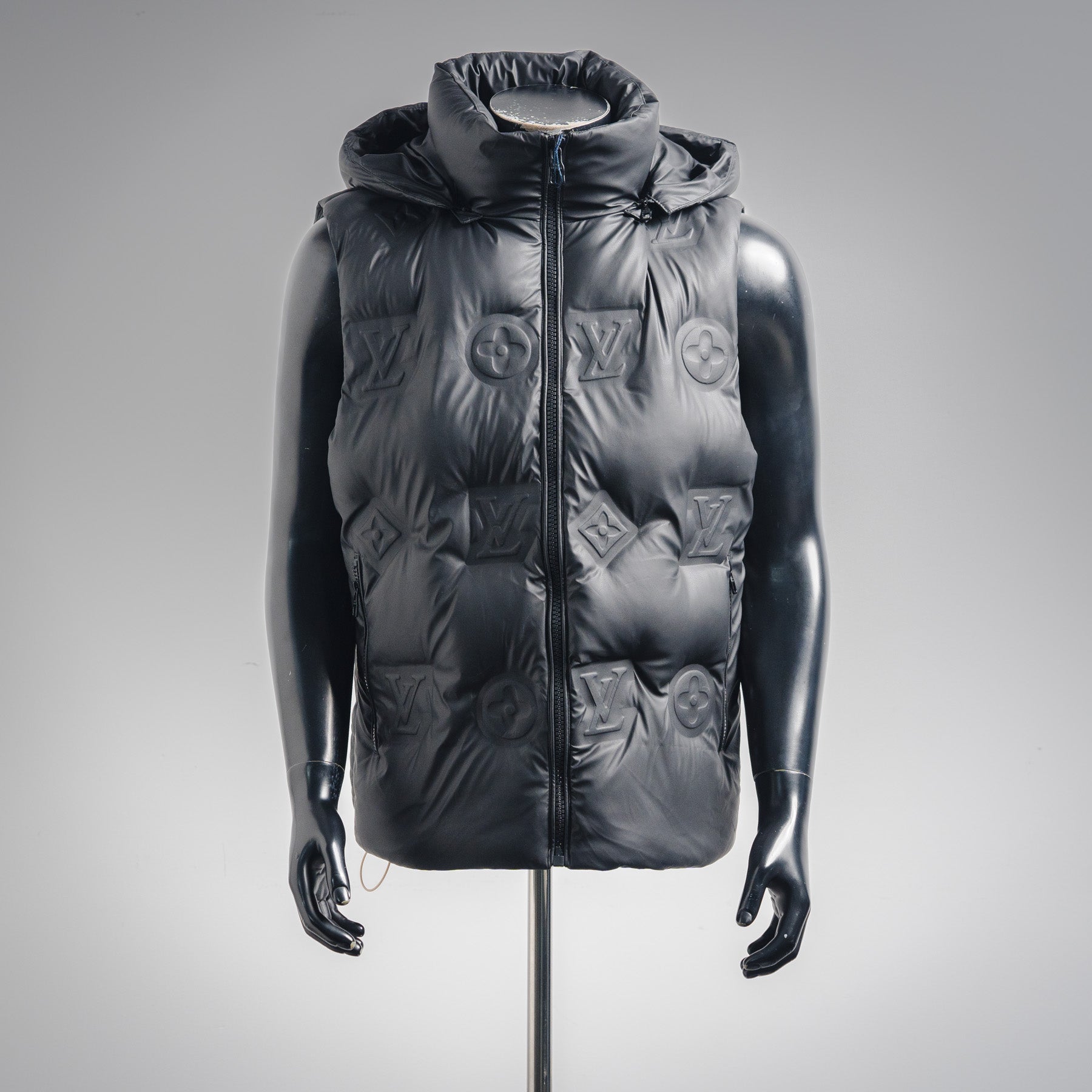 Louis 25fw down vest