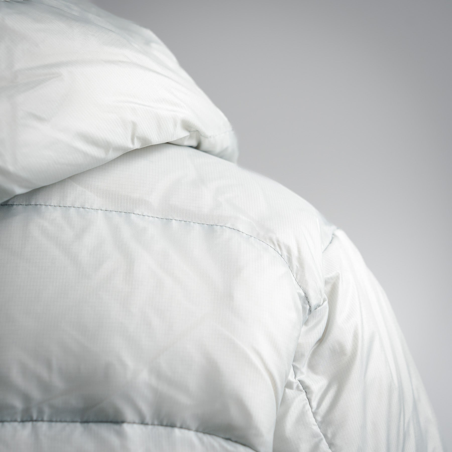 Mapmmut 25fw down jacket