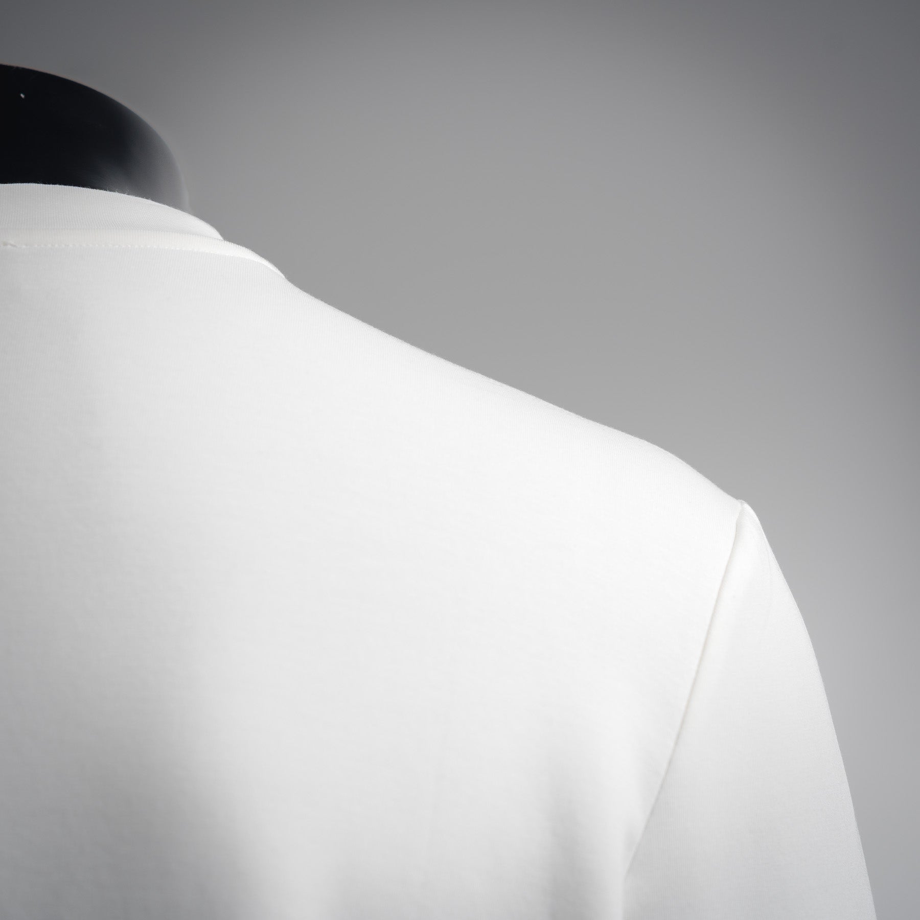 Mon 25fw embroidered sweatshirt