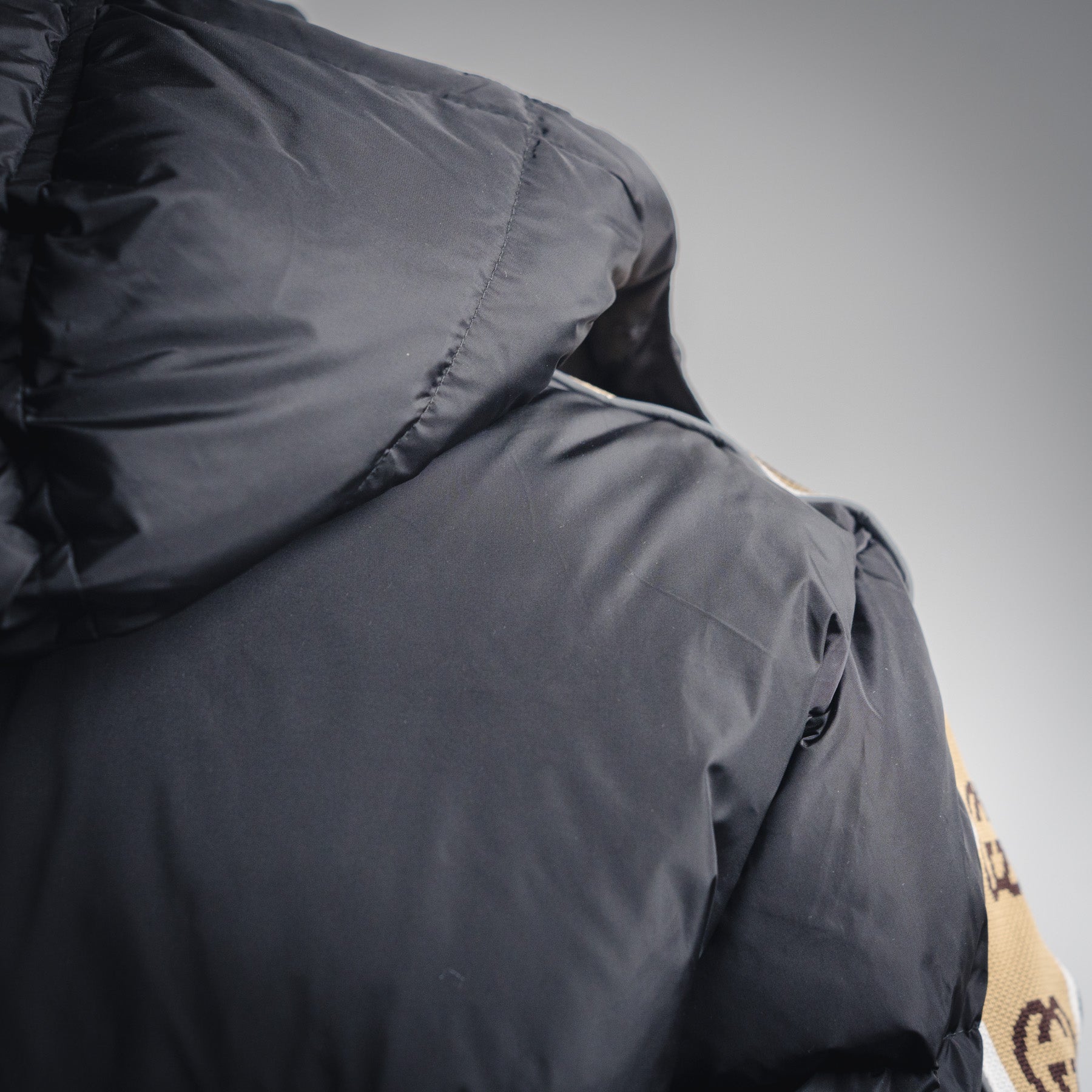 Guc 25fw jacquard jacket