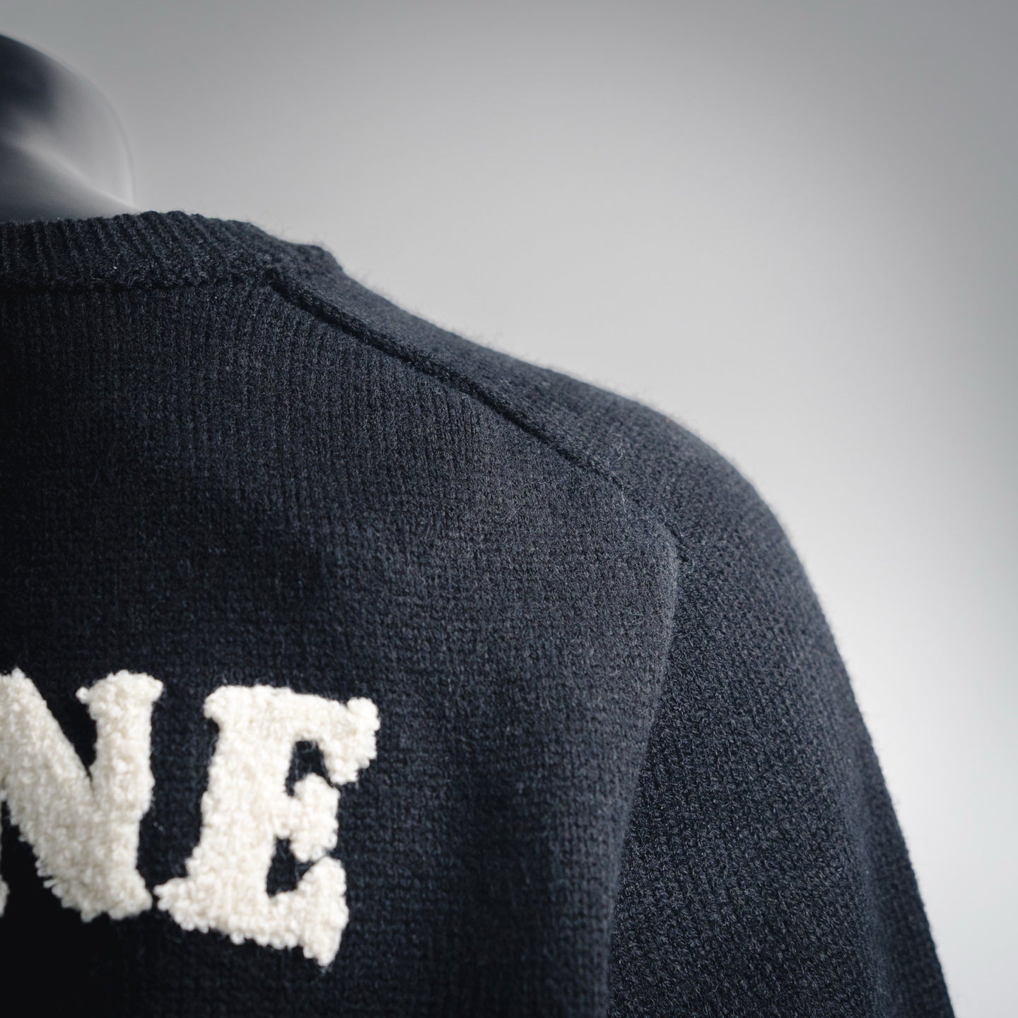 Cel 25fw all-match sweater