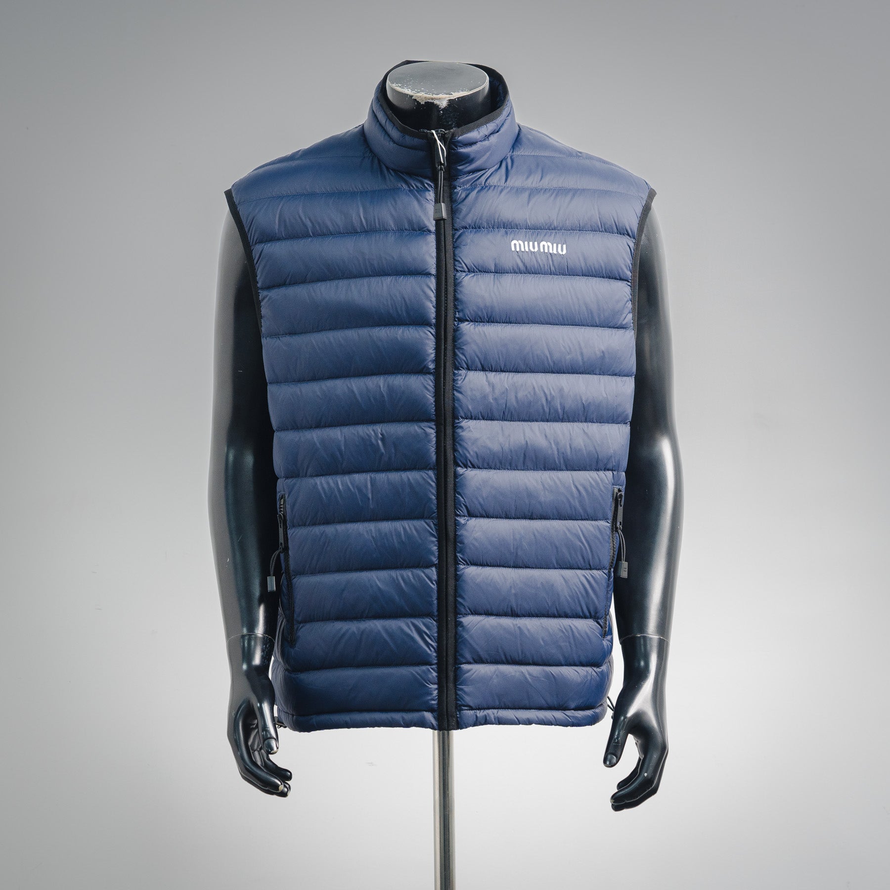 Miu 25fw down vest