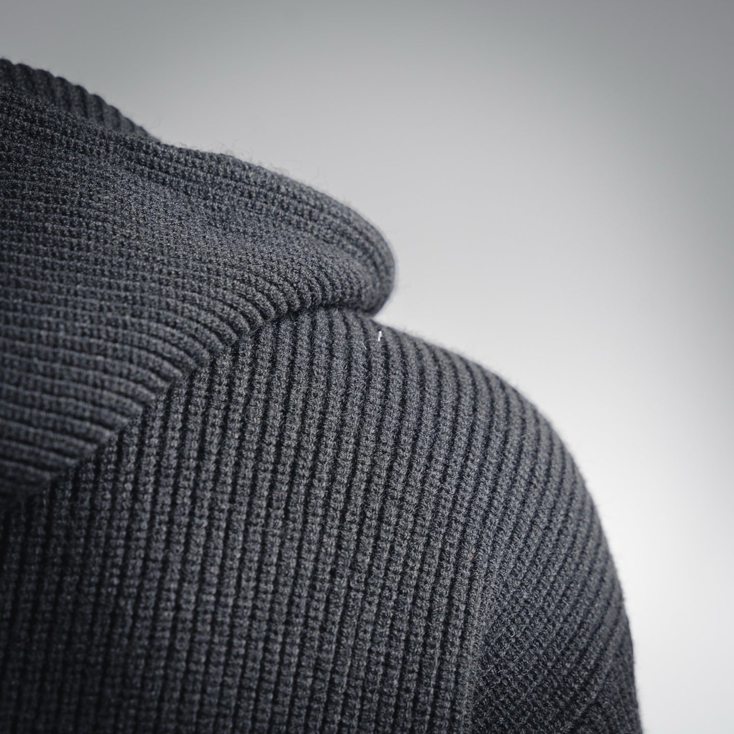 Cel 25fw knitted hoodie