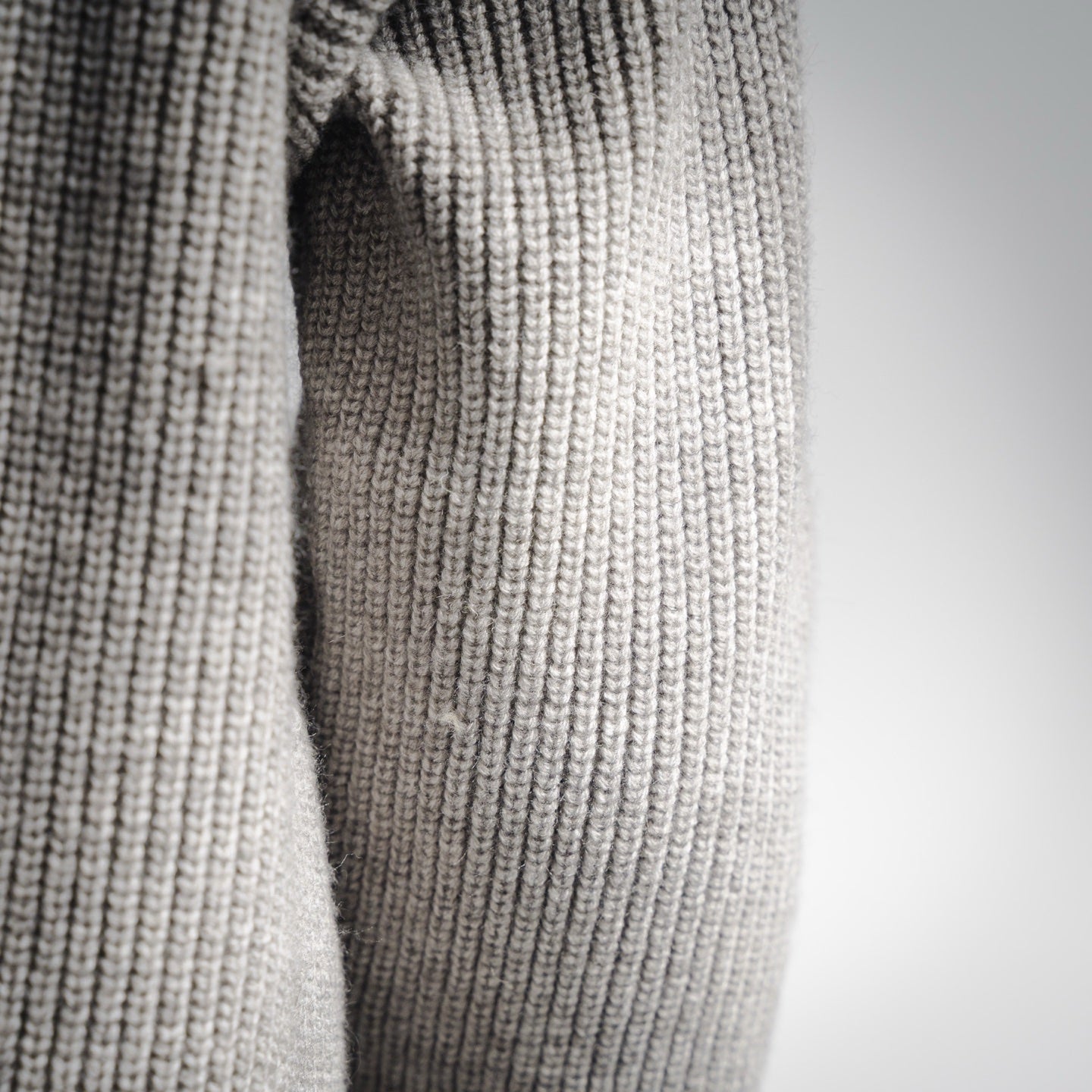 Cel 25fw knitted hoodie