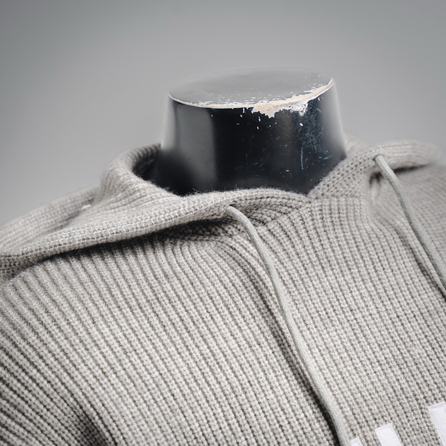 Cel 25fw knitted hoodie