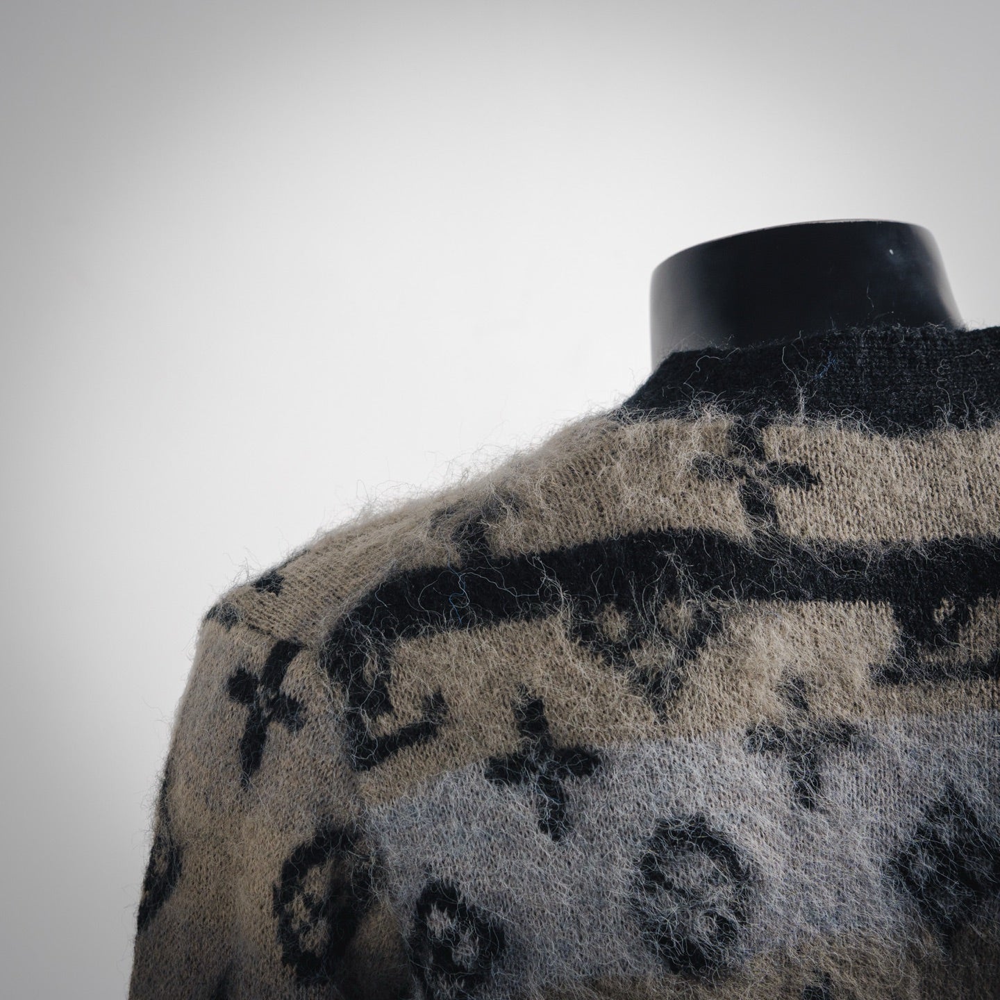 Louis 25fw casual cardigan