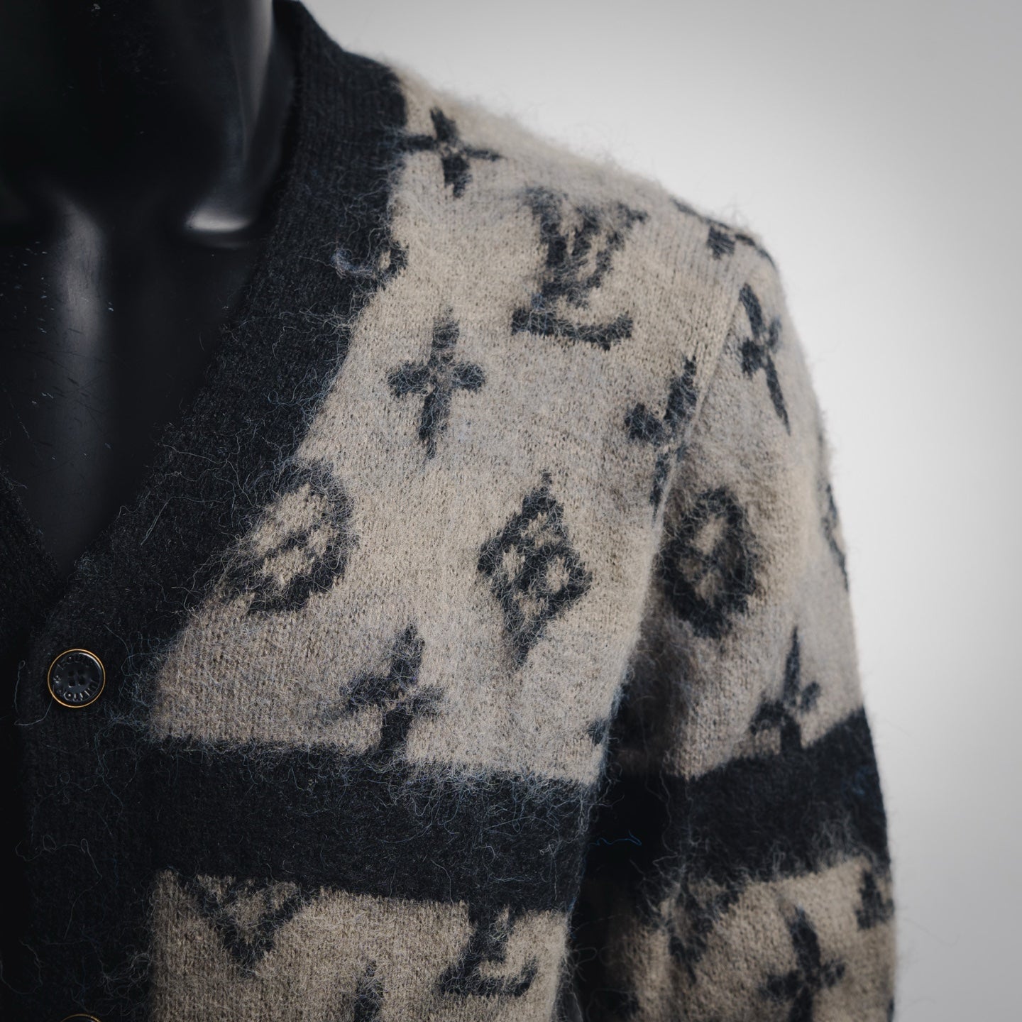 Louis 25fw casual cardigan