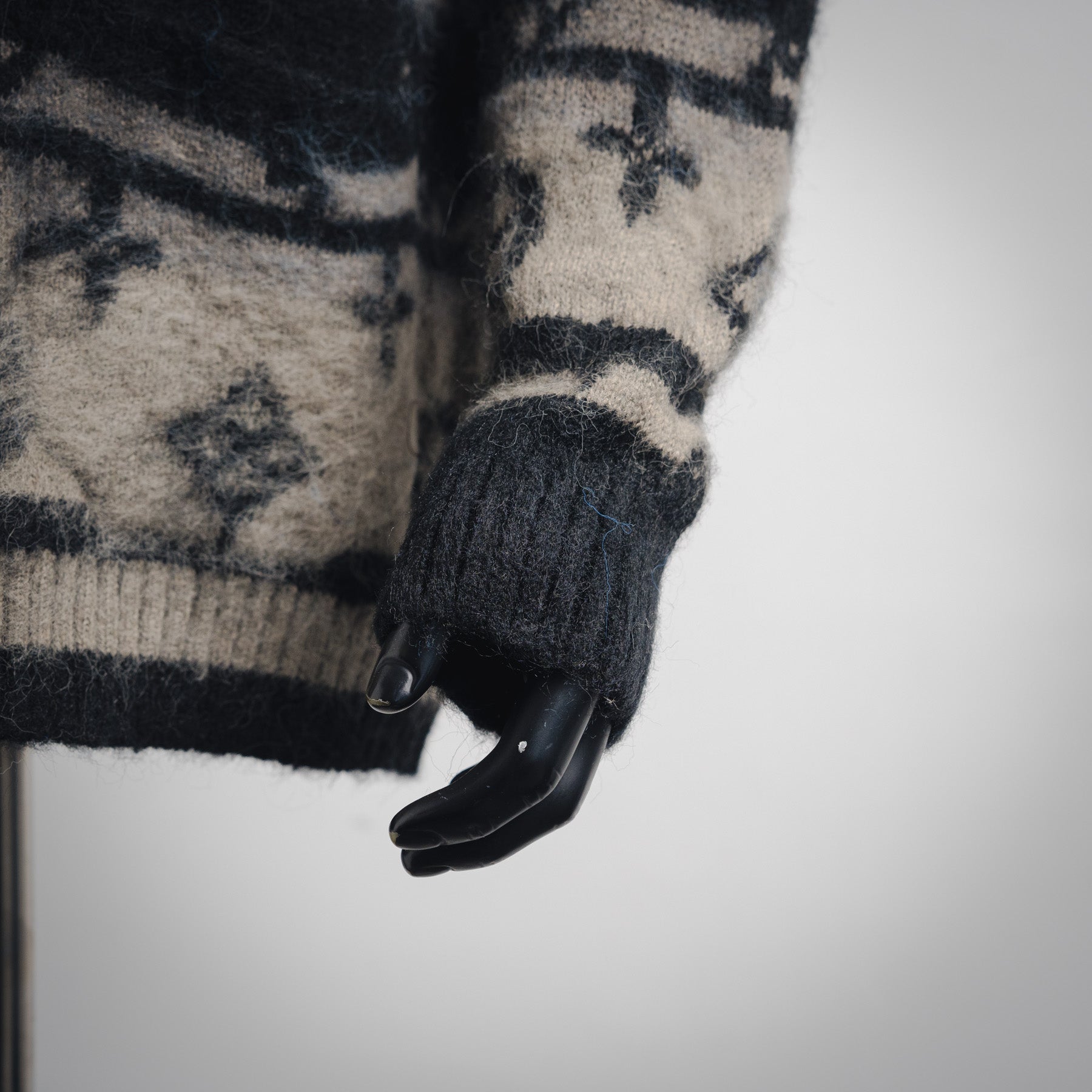 Louis 25fw casual cardigan