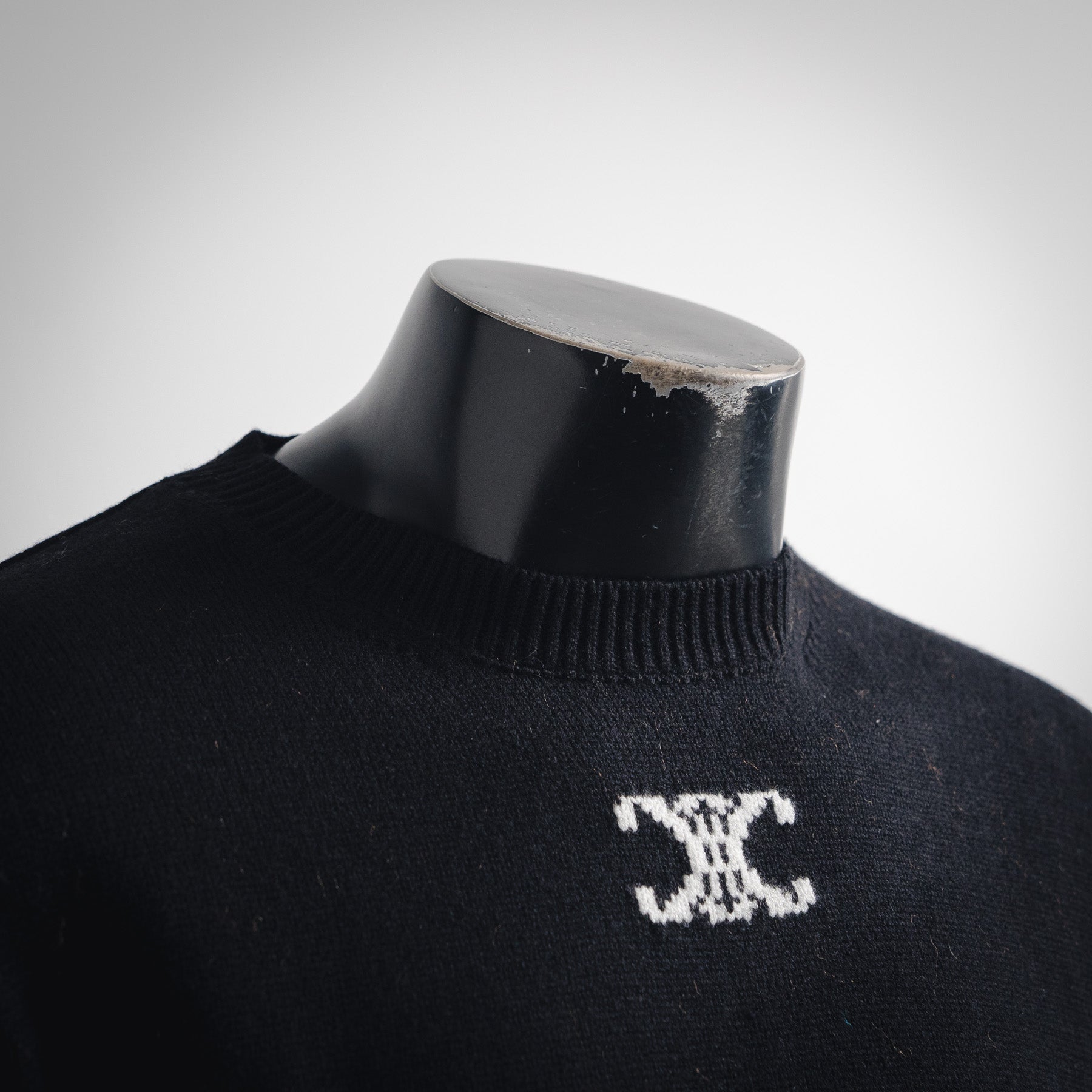 Cel 25fw all-match sweater