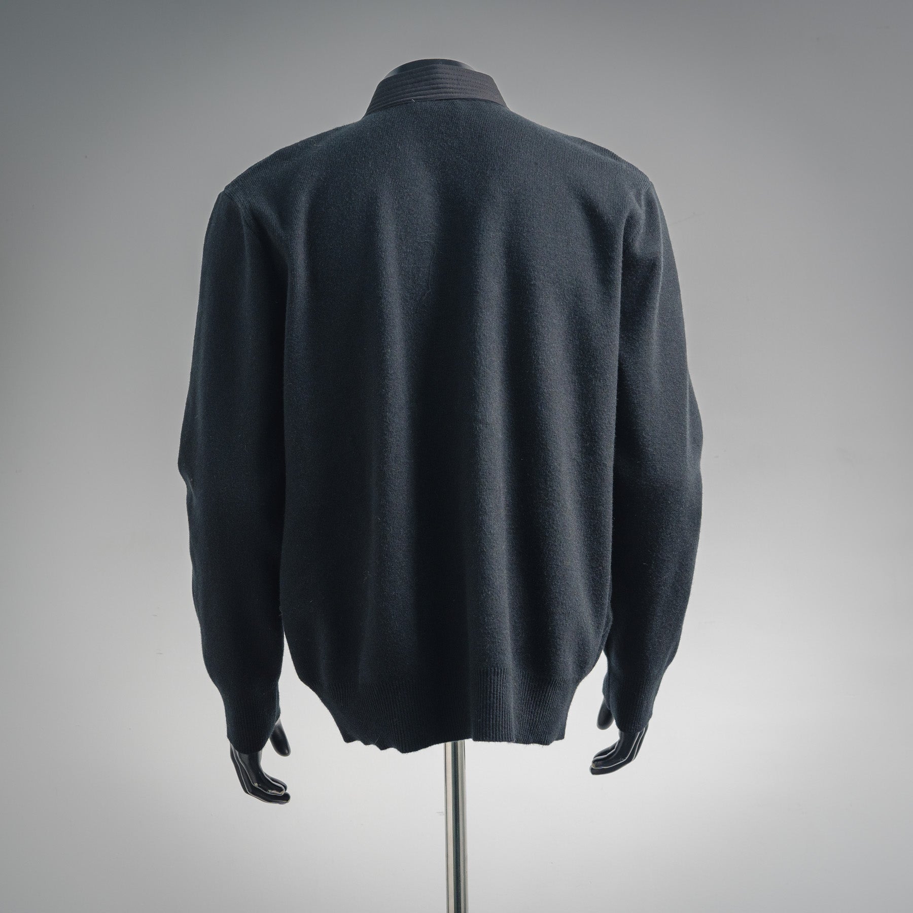 Louis 25fw casual cardigan