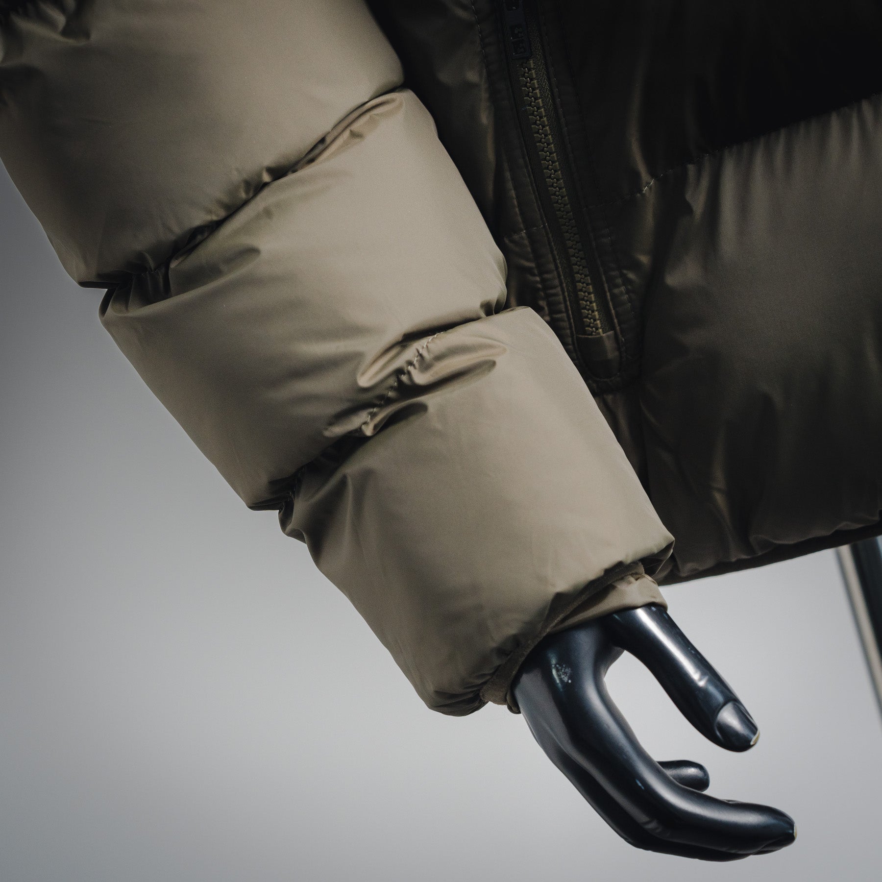 Nik 25fw down jacket