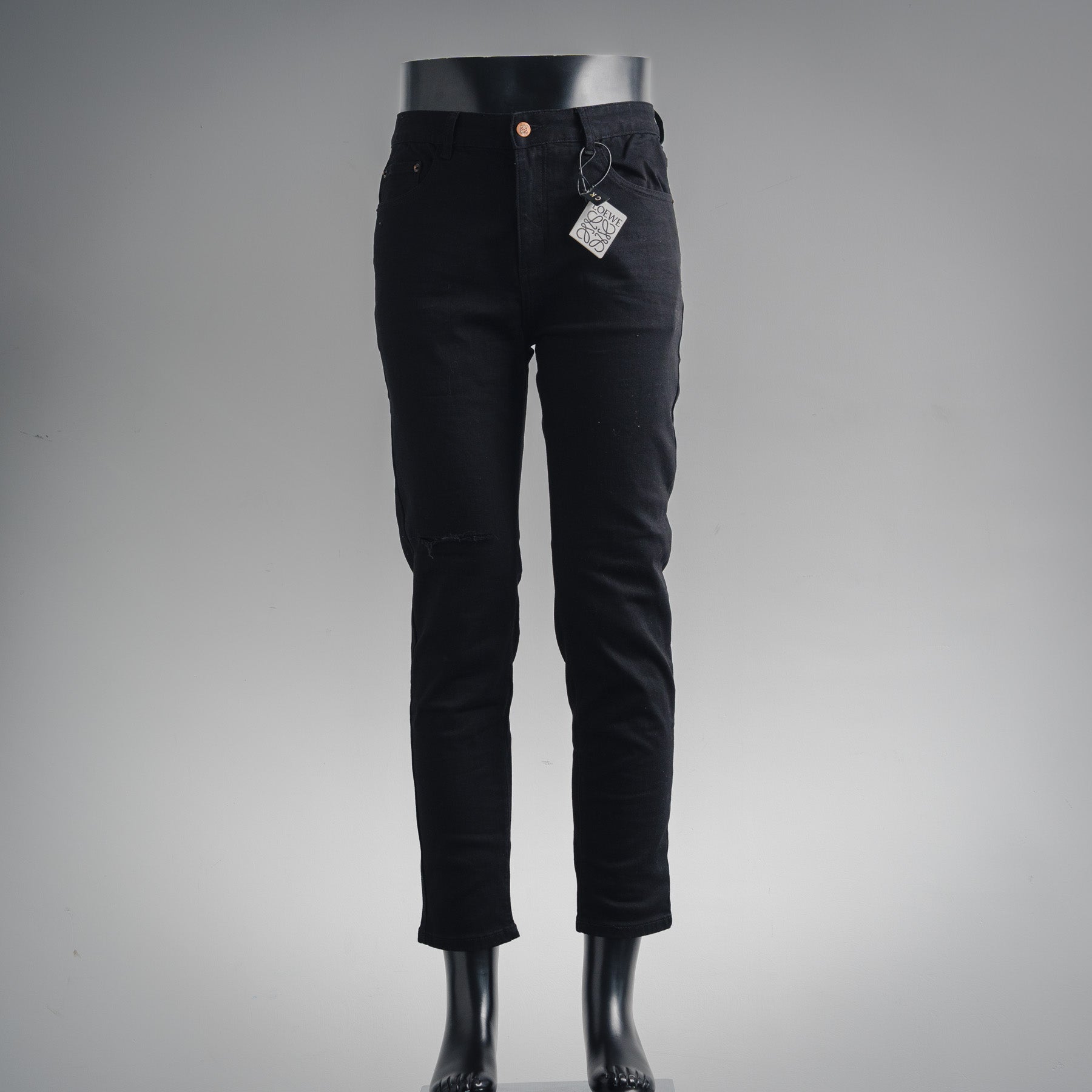 Loe 25fw embroidered jeans