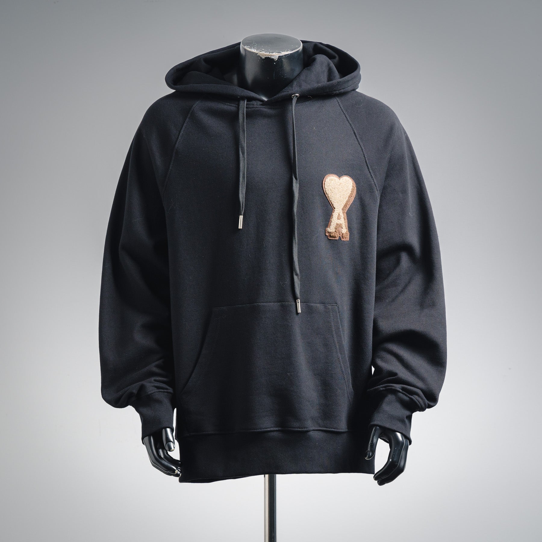 Ami 25fw embroidered hoodie