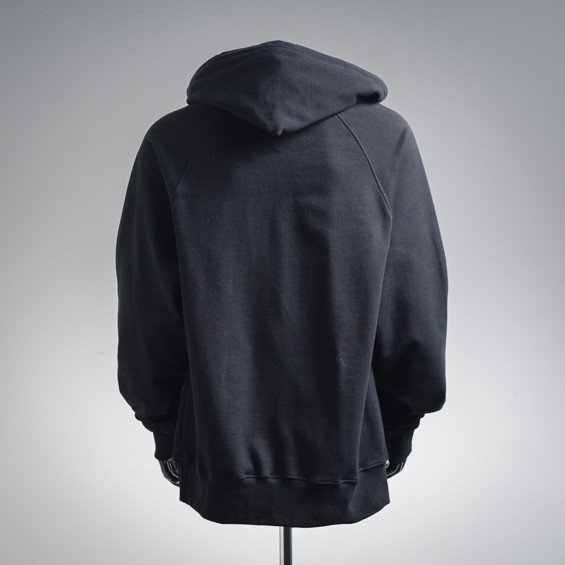 Ami 25fw embroidered hoodie