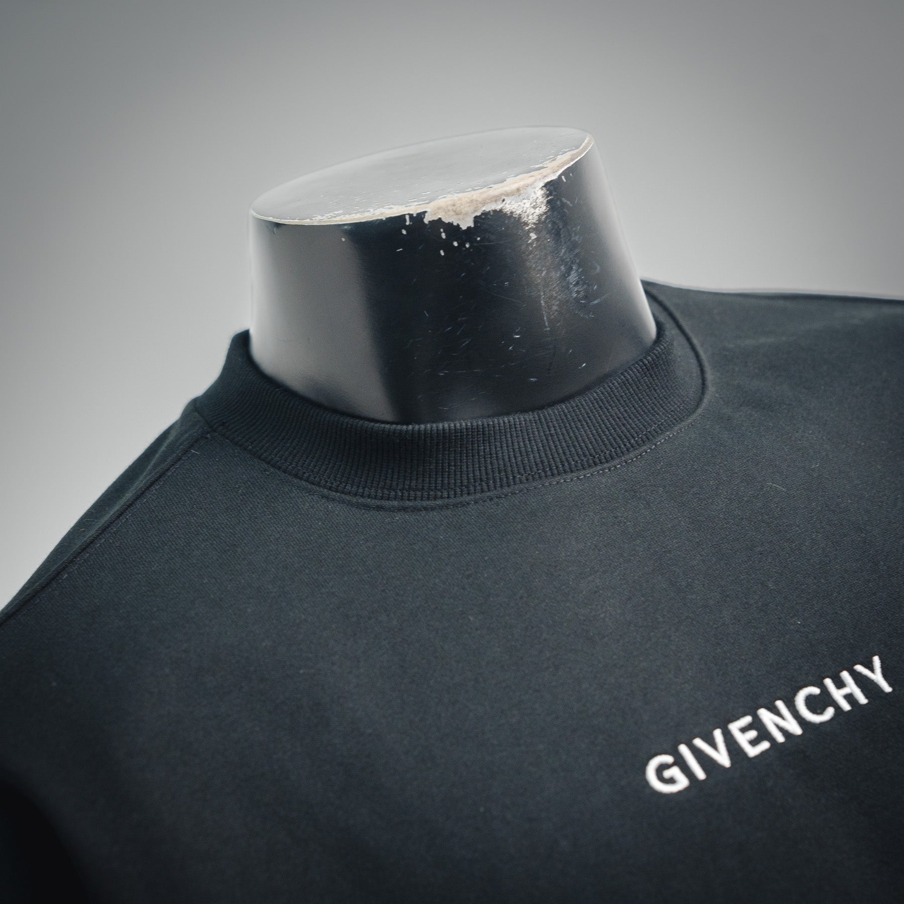 Give 25fw embroidered sweatshirt