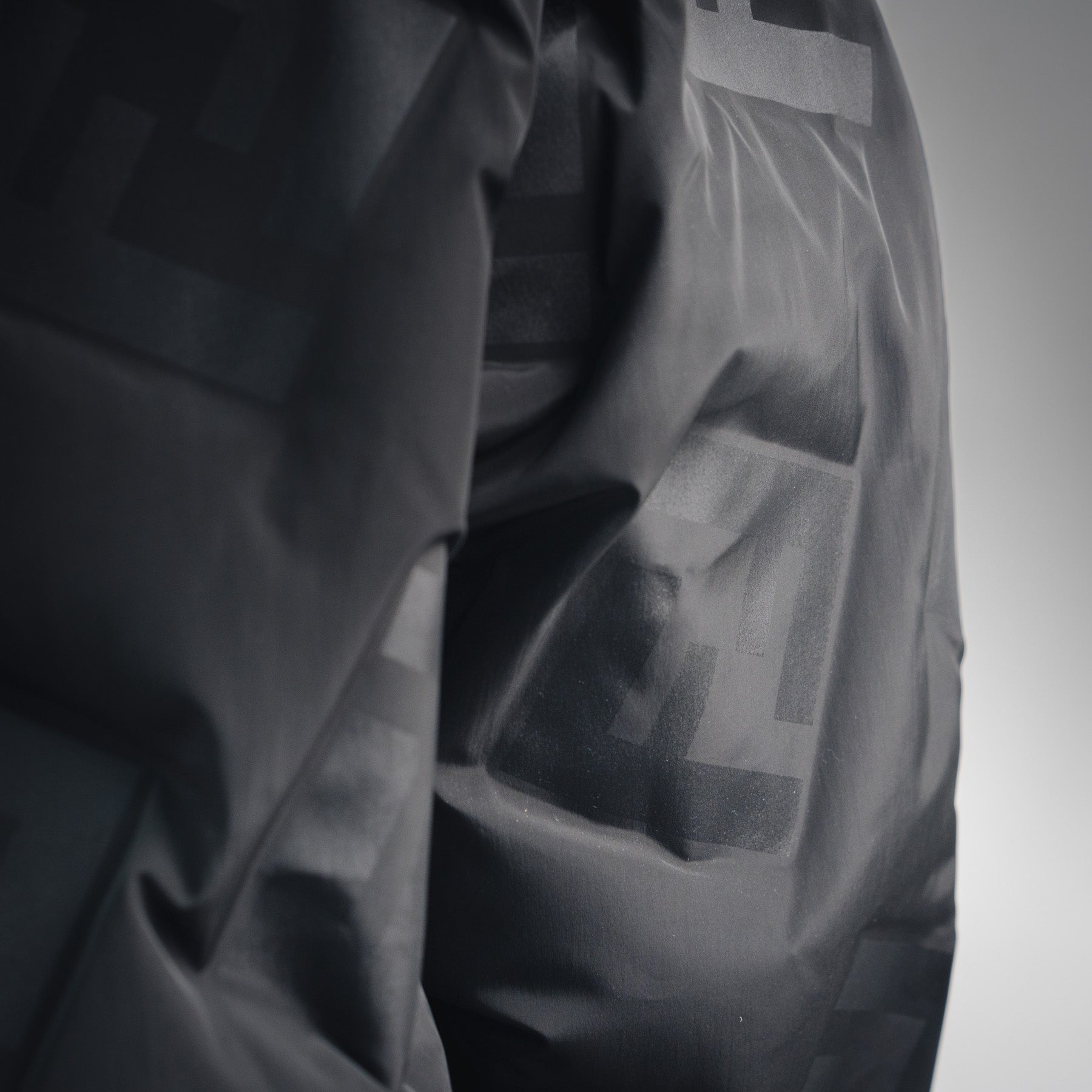 Fend 25fw down jacket