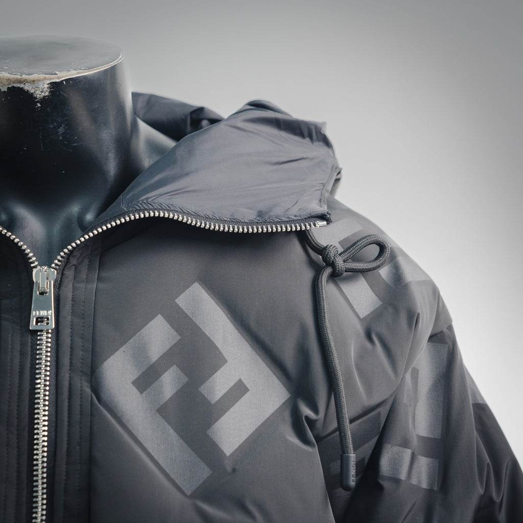 Fend 25fw down jacket