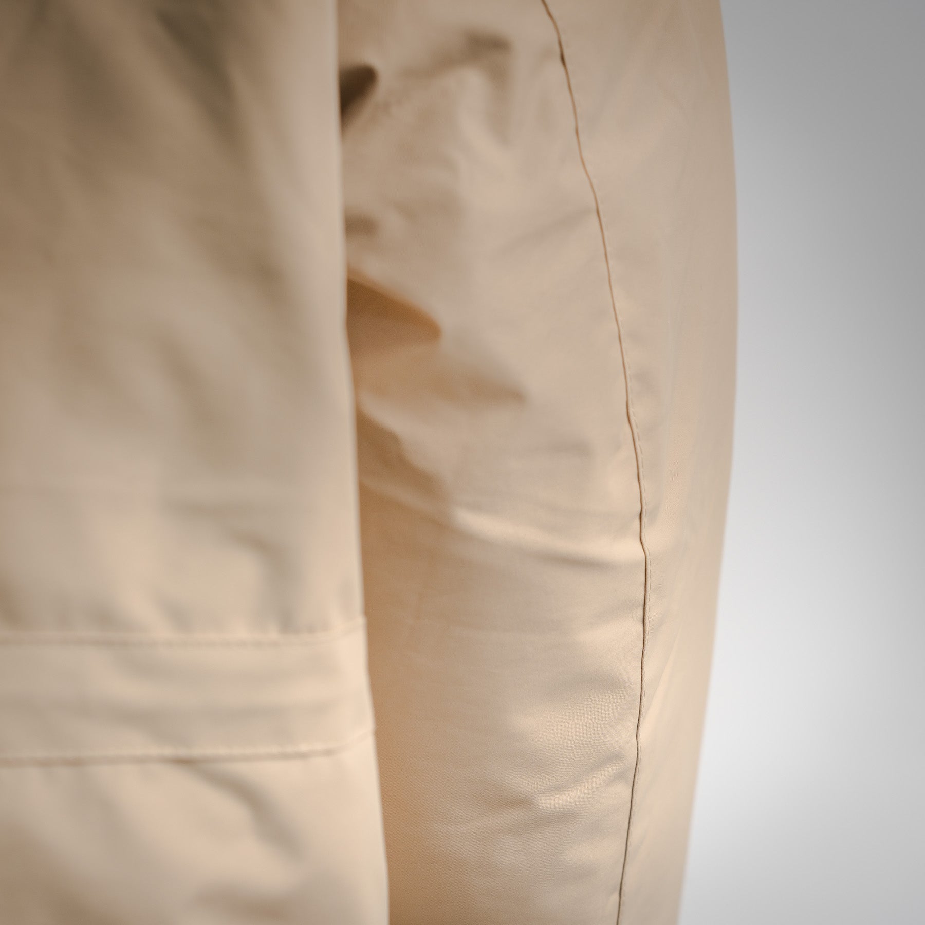 Loe 25fw down jacket