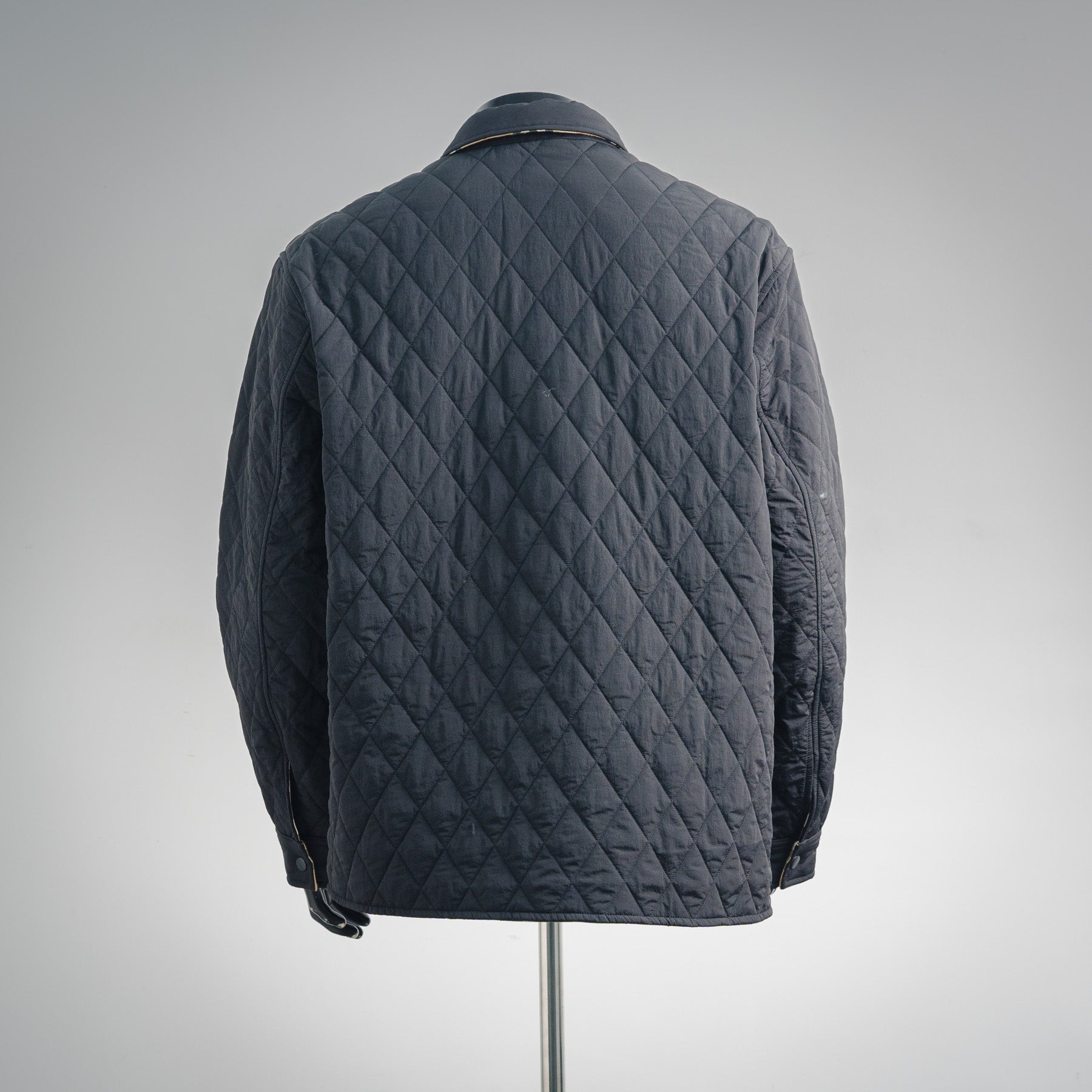 Burbery 25fw reversible jacket
